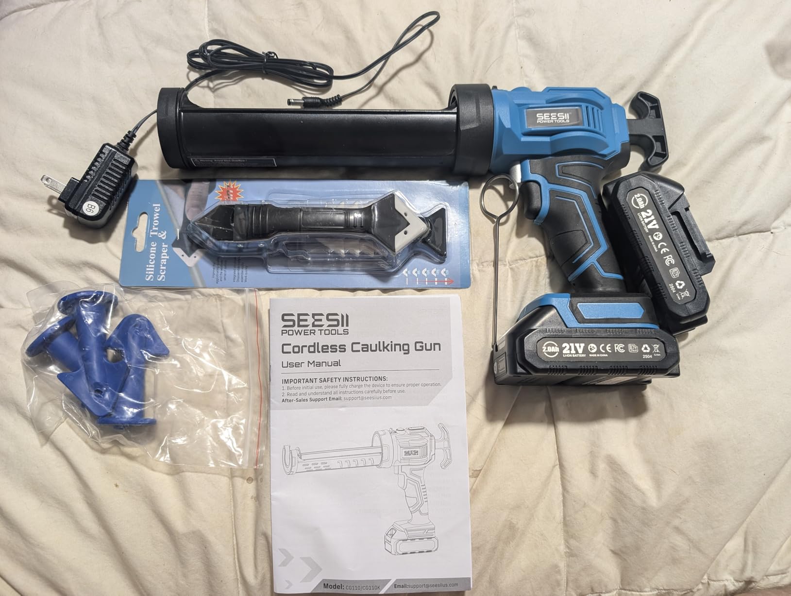 SEESII Cordless Caulking Gun w/2 x 2.0Ah Batteries customer photo 2