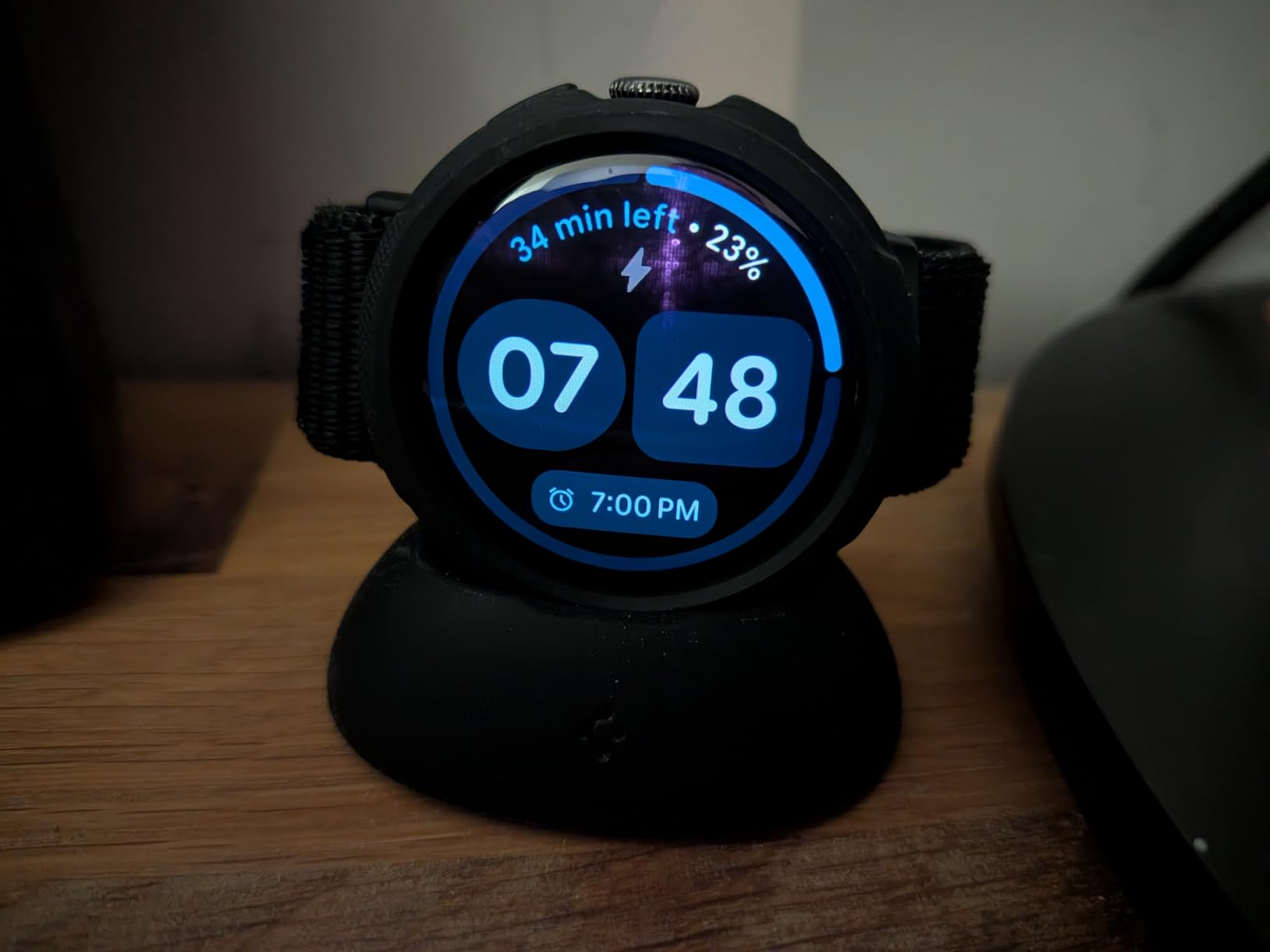 Google Pixel Watch 4 (45mm) - Smartwatch - Moonstone Active Band - Wi-Fi | Android smartwatch, heart rate, fitness, and sleep tracking, 30-hour battery, Gemini built in, water resistant customer photo 2