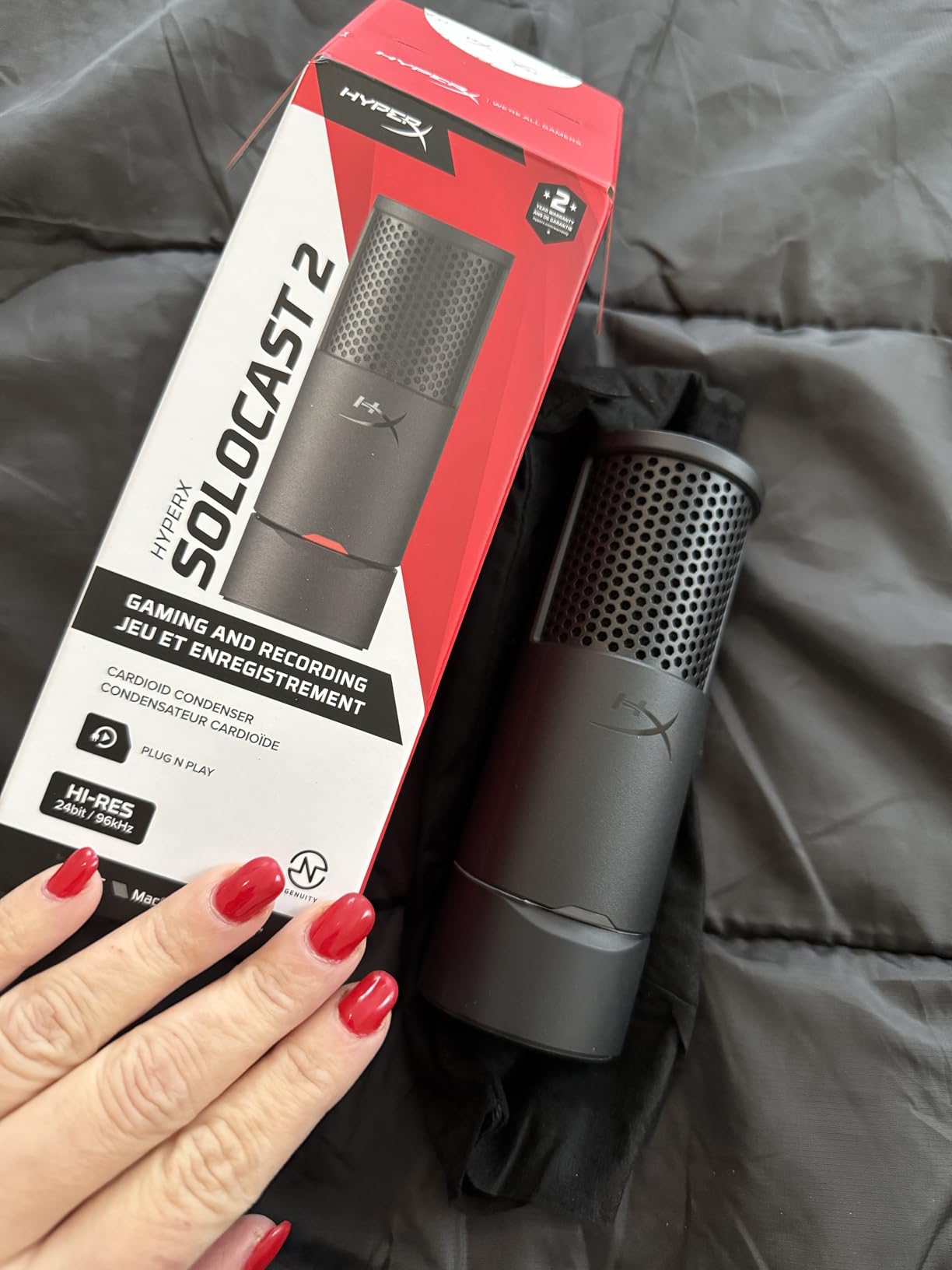 HyperX SoloCast 2 Gaming USB Condenser Mic for PC, USB-C to USB-A, Built-in Pop Filter, 24-bit / 96kHz customer photo 2