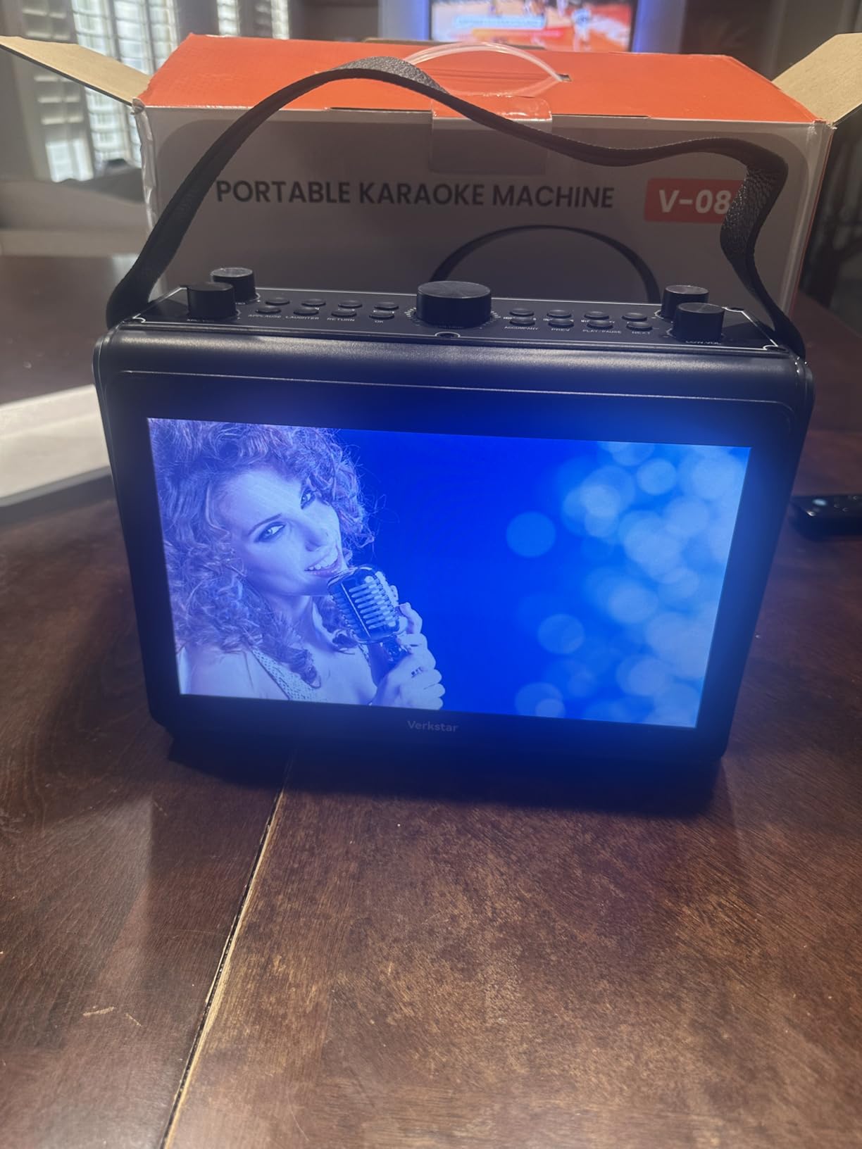 Karaoke Machine with Lyrics Display, Built-in 10.1 inch HD Screen customer photo 2