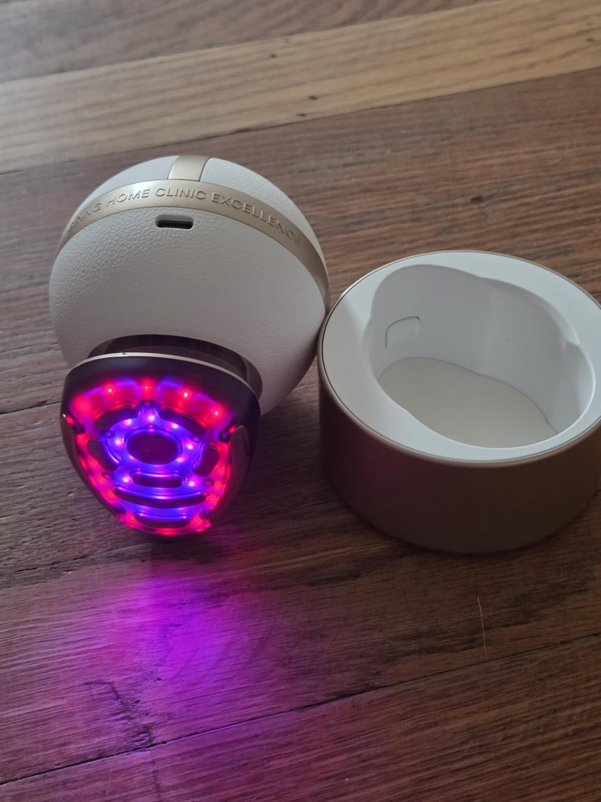 INIA SPHERA Upgraded 8-in-1 Microcurrent Facial Device for Face & Neck | Red Light, Thermal & Cooling Beauty Tool, 5 Custom Modes, At-Home Skin Stimulation & Glow Care Skincare Tool customer photo 2
