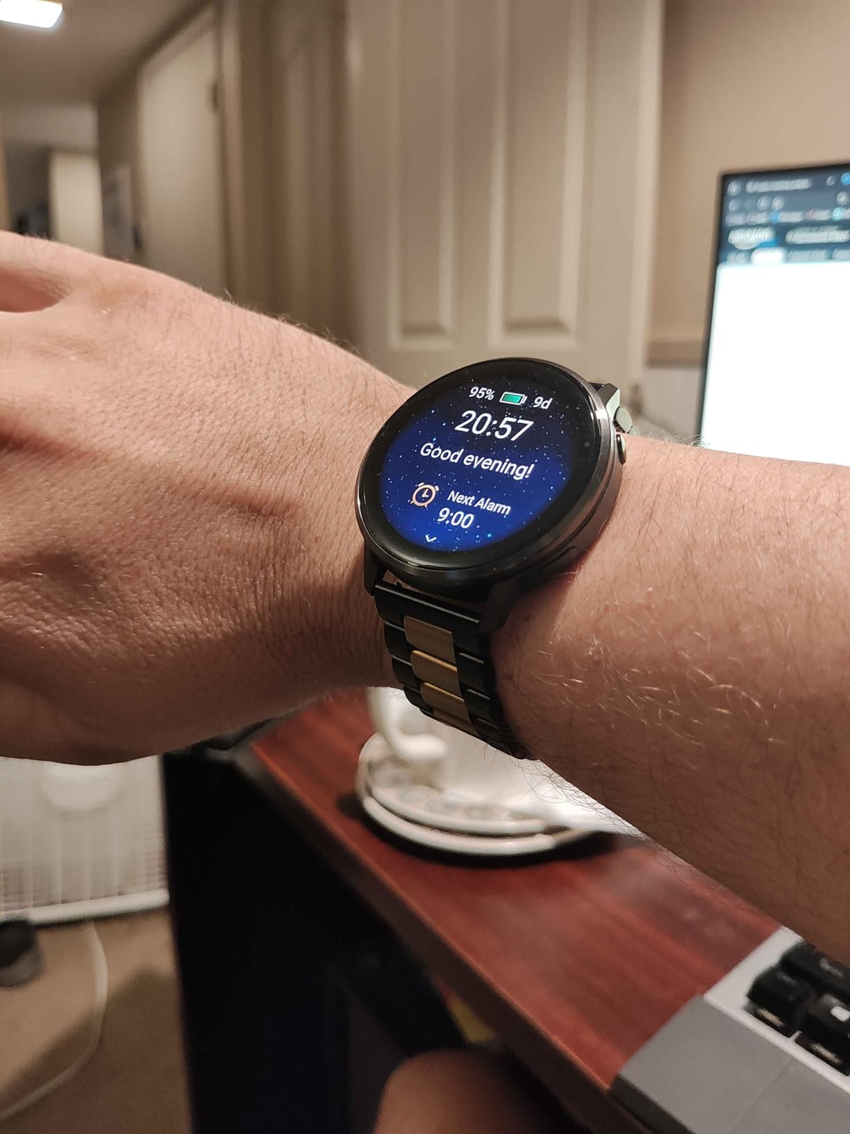 Garmin Venu 4, Advanced Fitness Smartwatch, 45mm, Brown Leather customer photo 2