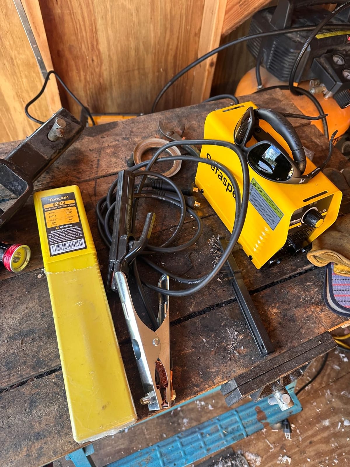 Stick Welder, 2026 Newest [Large LED Display] ARC 200Pro Welding Machine 110V/220V 200A with Synergic Control, IGBT Inverter Portable Welder Machine with Hot Start, Arc force and Anti-Stick customer photo 2
