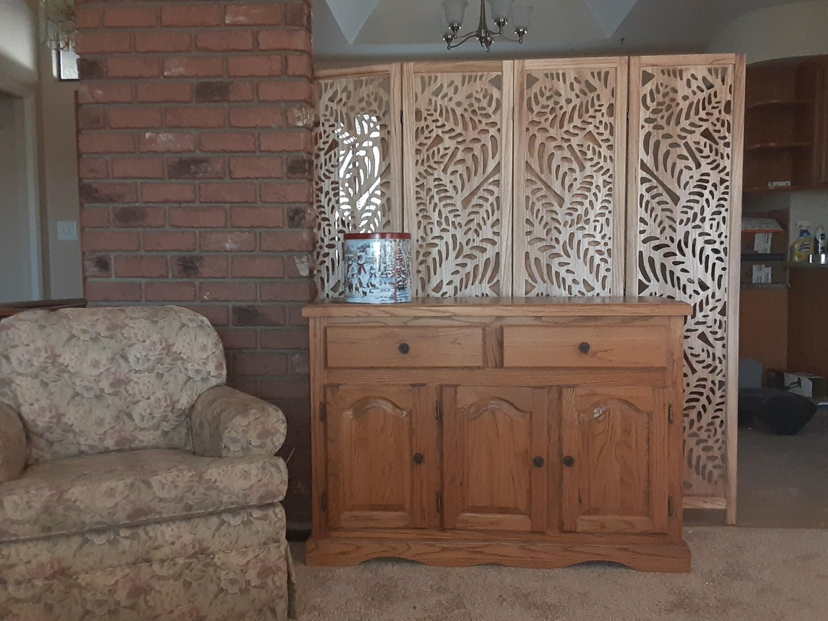 Leaf-Carved Room Divider Privacy Screen - 67 Inch Tall Foading Decorative Wood Screen Dividers Panel for Home - Natural Wood Room Partitions for Enhanced Privacy and Style Natural 6 Paned customer photo 1