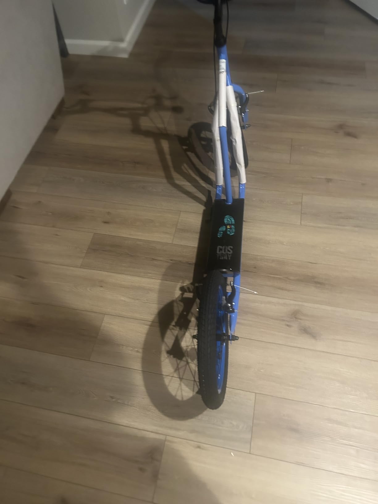 GYMAX Youth Scooter, Height Adjustable Kick Scooters with Extra Large Inflatable 16