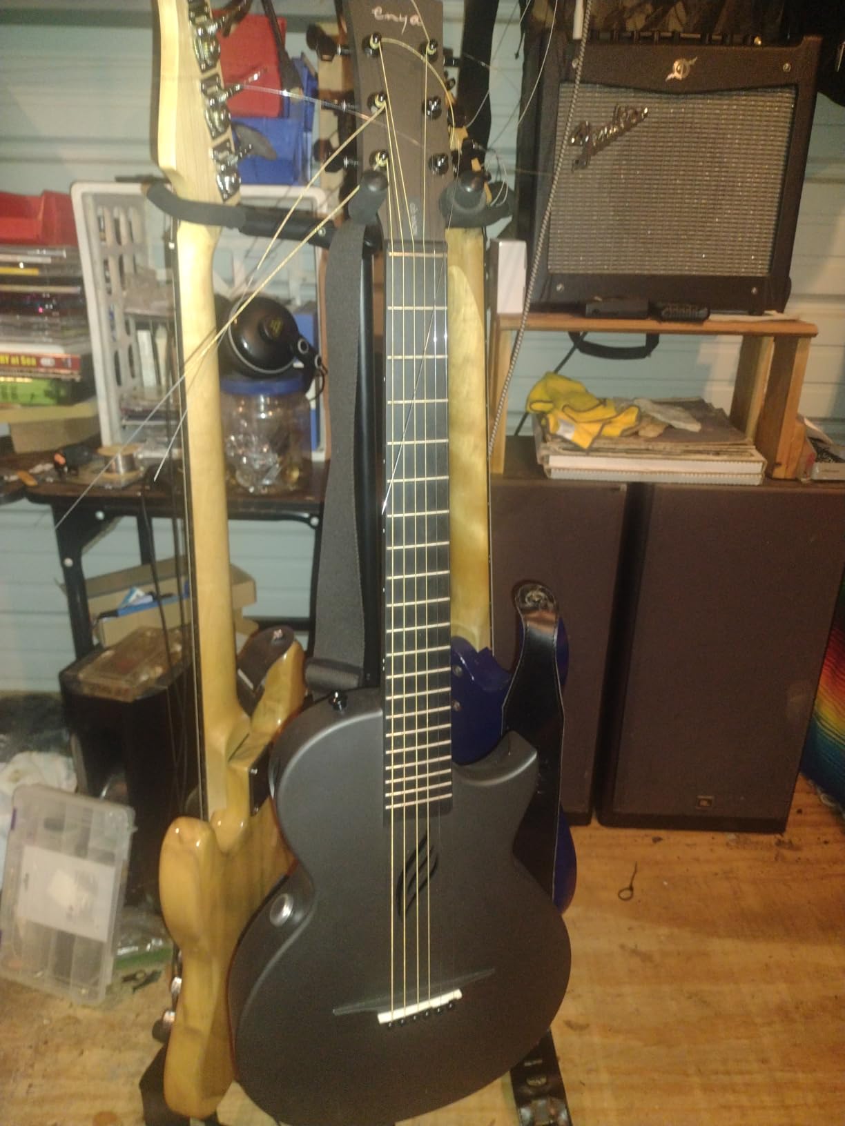 Enya NOVA GO SP1 Carbon Fiber 35-Inch Smart Acoustic-Electric Travel Guitar customer photo 2