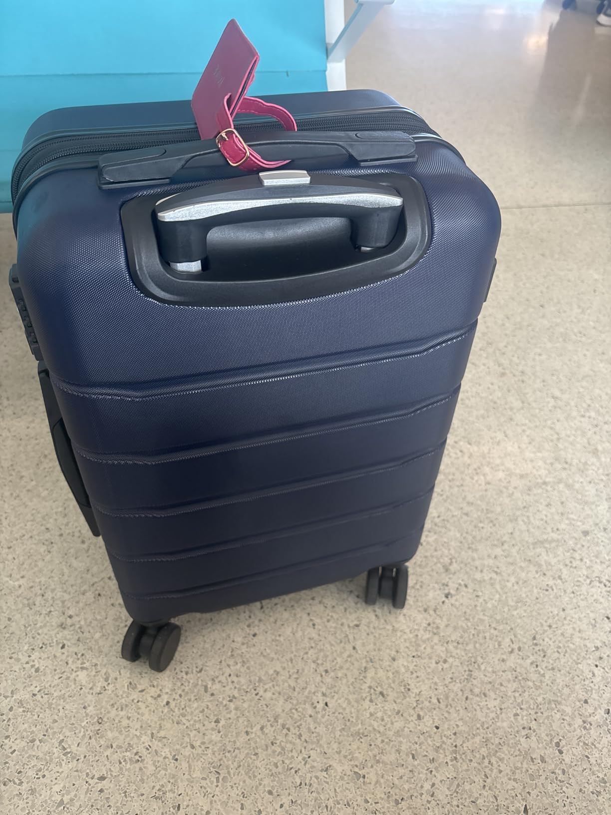 NEWBULIG 24 Inch Checked Luggage, Expandable Suitcase with Spinner Wheels customer photo 1