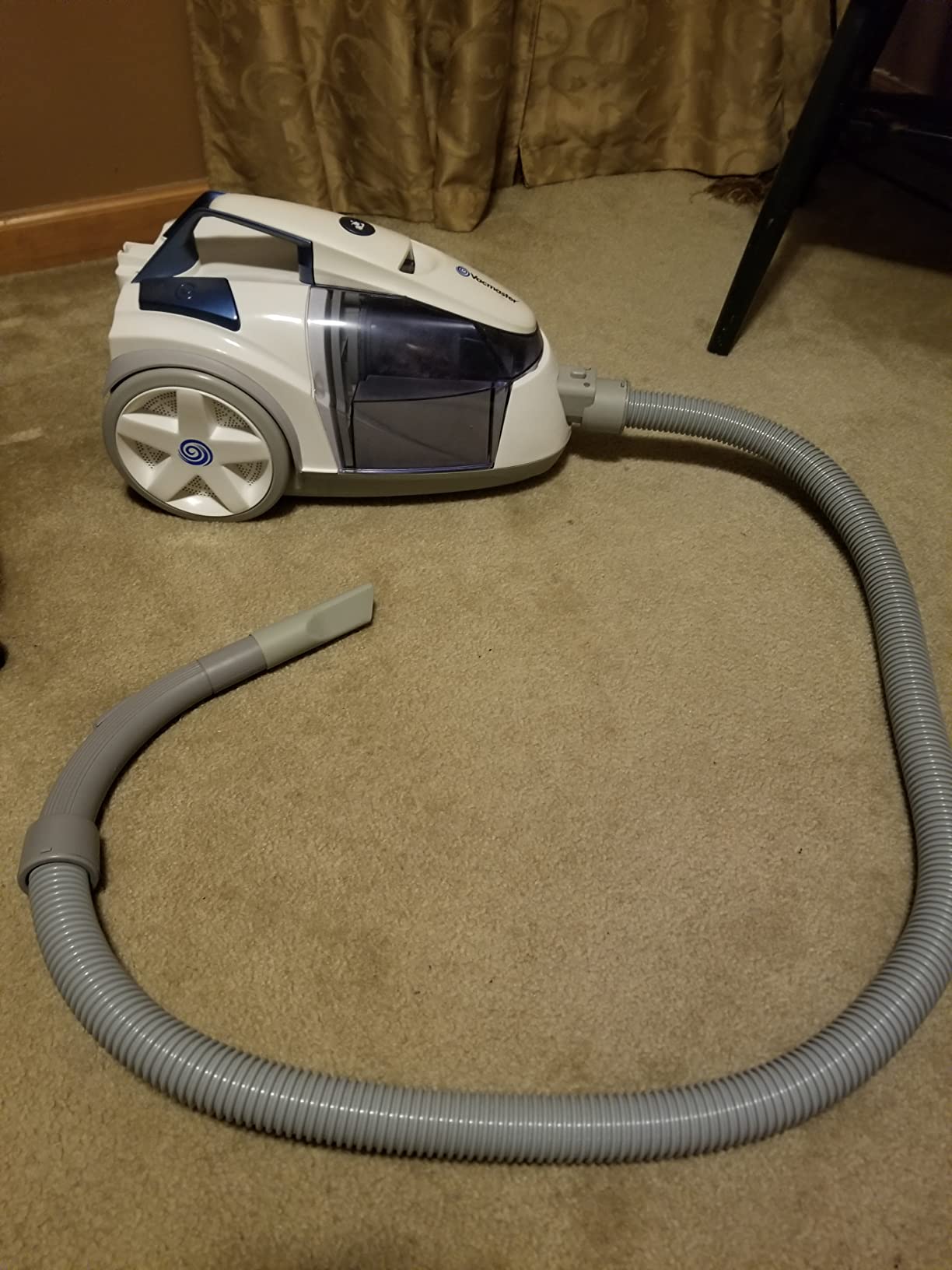 Vacmaster Ultra Silent Bagless Canister Vacuum CC0501 customer photo 2