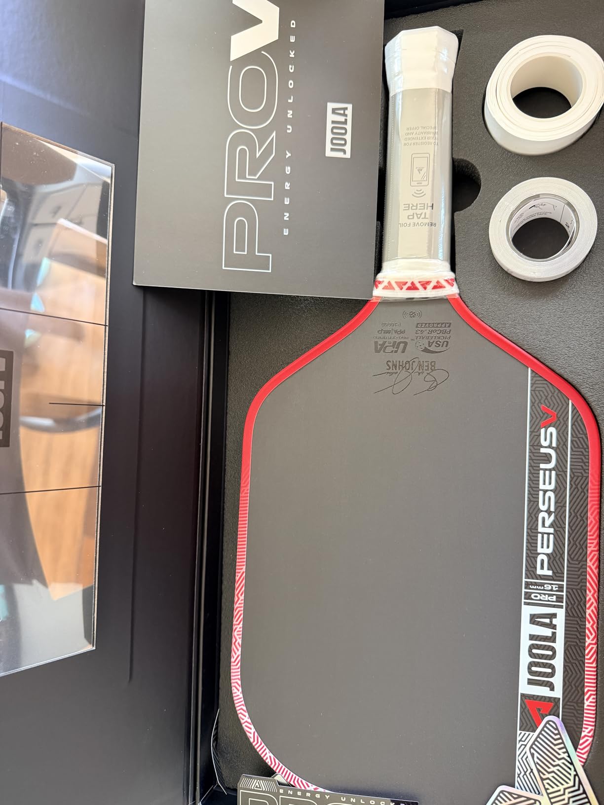 JOOLA Pro V Pickleball Paddle - 14mm/16mm - Raw Carbon Fiber Textured Surface - Enhanced Frame & Propulsion Core, USAPA & UPA-A Certified, NFC Chip Enabled, Premium Control & Lightweight Performance customer photo 2