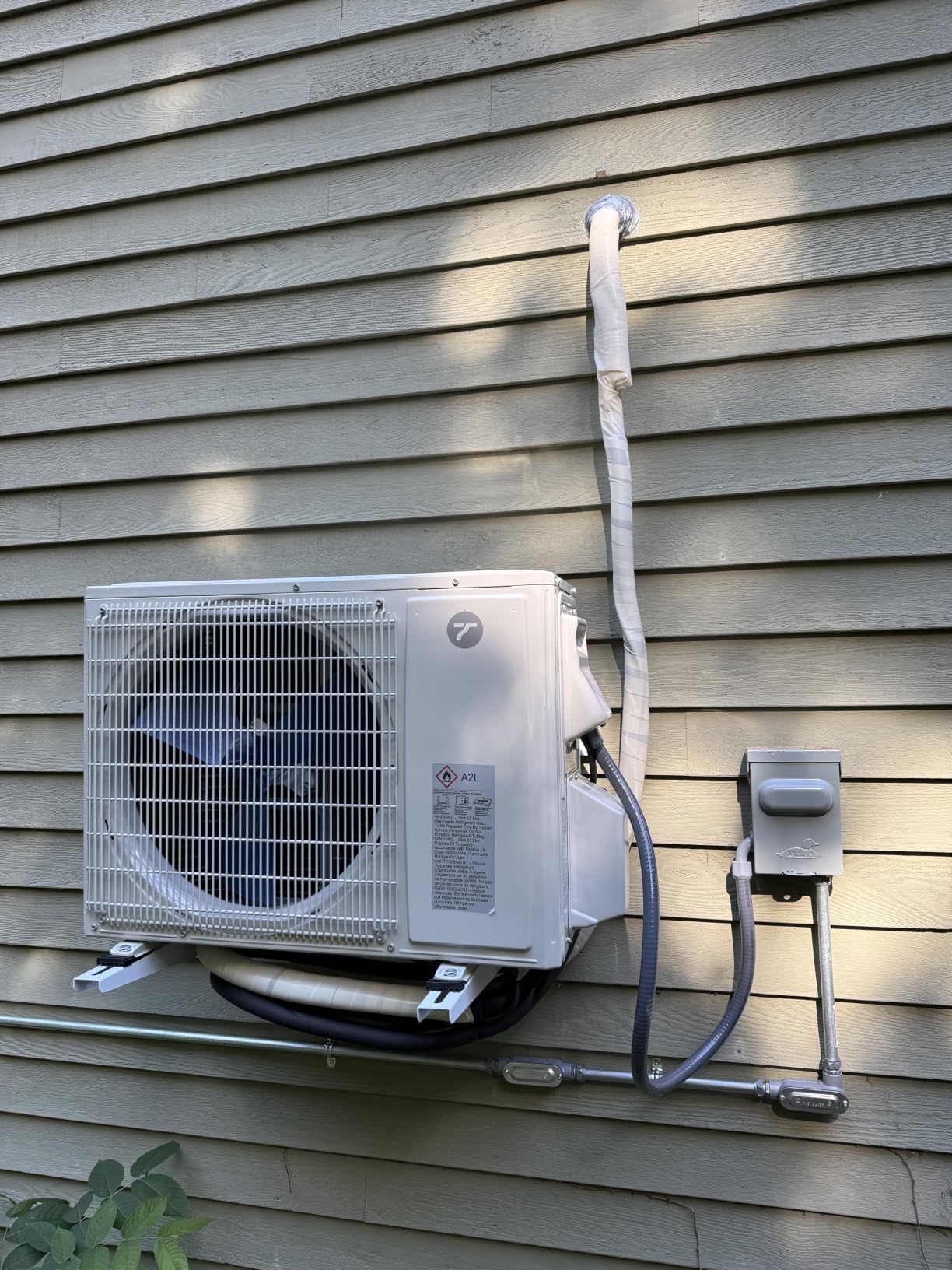 9000 BTU Mini Split Air Conditioner, 115V 22 SEER2 AC & Heat Pump customer photo 2