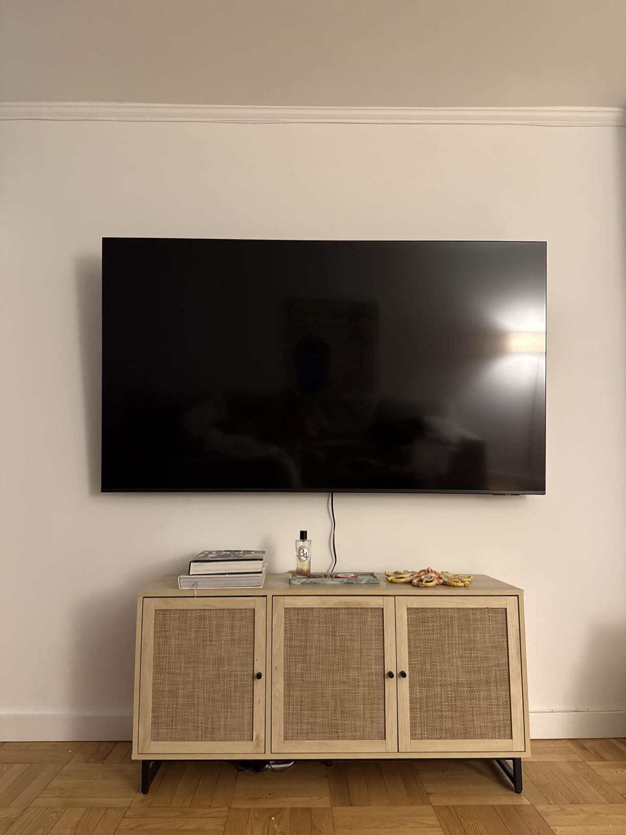 Samsung 75-Inch Class M70H Series Mini LED 4K Smart TV 2026 Model Samsung Vision AI Companion Mini LED Processor 4K Pure Spectrum Color Endless Free Content Motion Xcelerator + DLG 120Hz customer photo 1