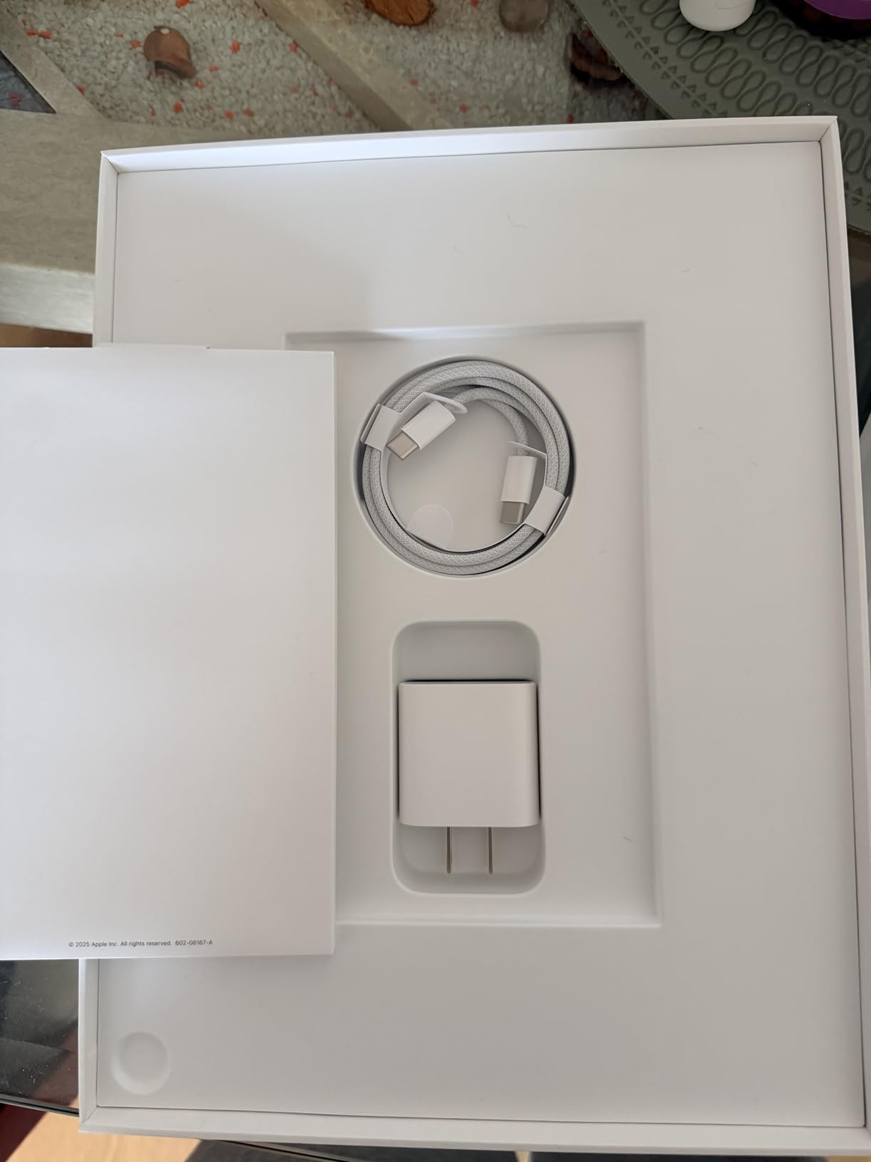 iPad Air 13-inch (M4): Liquid Retina Display, 128GB, 12MP Front/Back Camera, Wi-Fi 7 with Apple N1, Touch ID, All-Day Battery Life - Space Gray customer photo 2