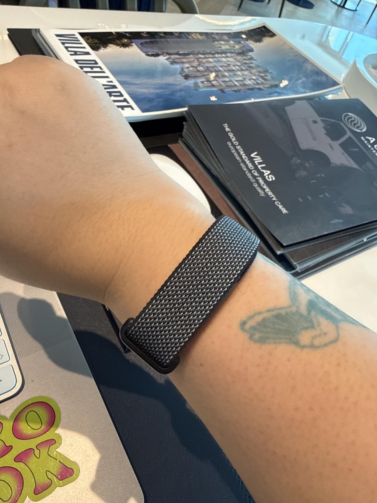 Fitbit Google Air - Screenless Activity Tracker - Obsidian | Fitness, heart rate, & sleep tracking, personalized AI-powered coaching, up to 7 days' battery life, works with iOS & Android customer photo 2