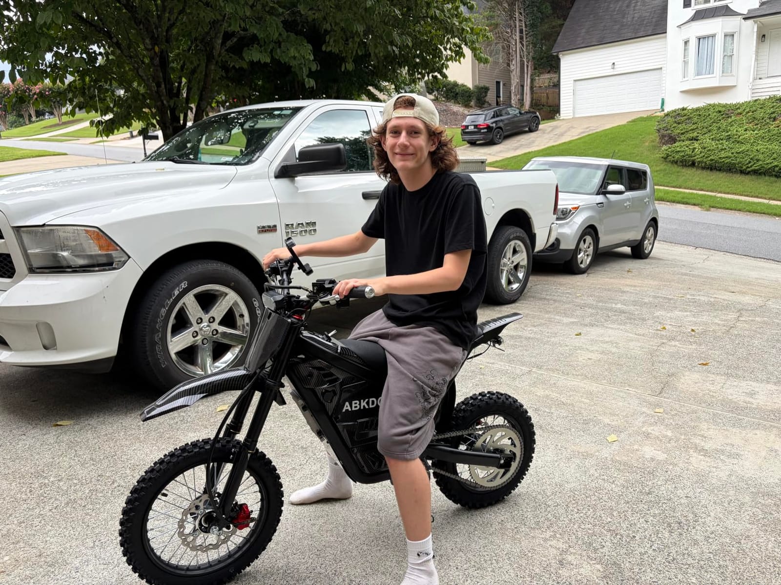 4000W Electric Dirt Bike for Teens Adults, 48V 23Ah Battery, 45 MPH, 40 Miles Range Off-Road E-Motorcycle customer photo 1