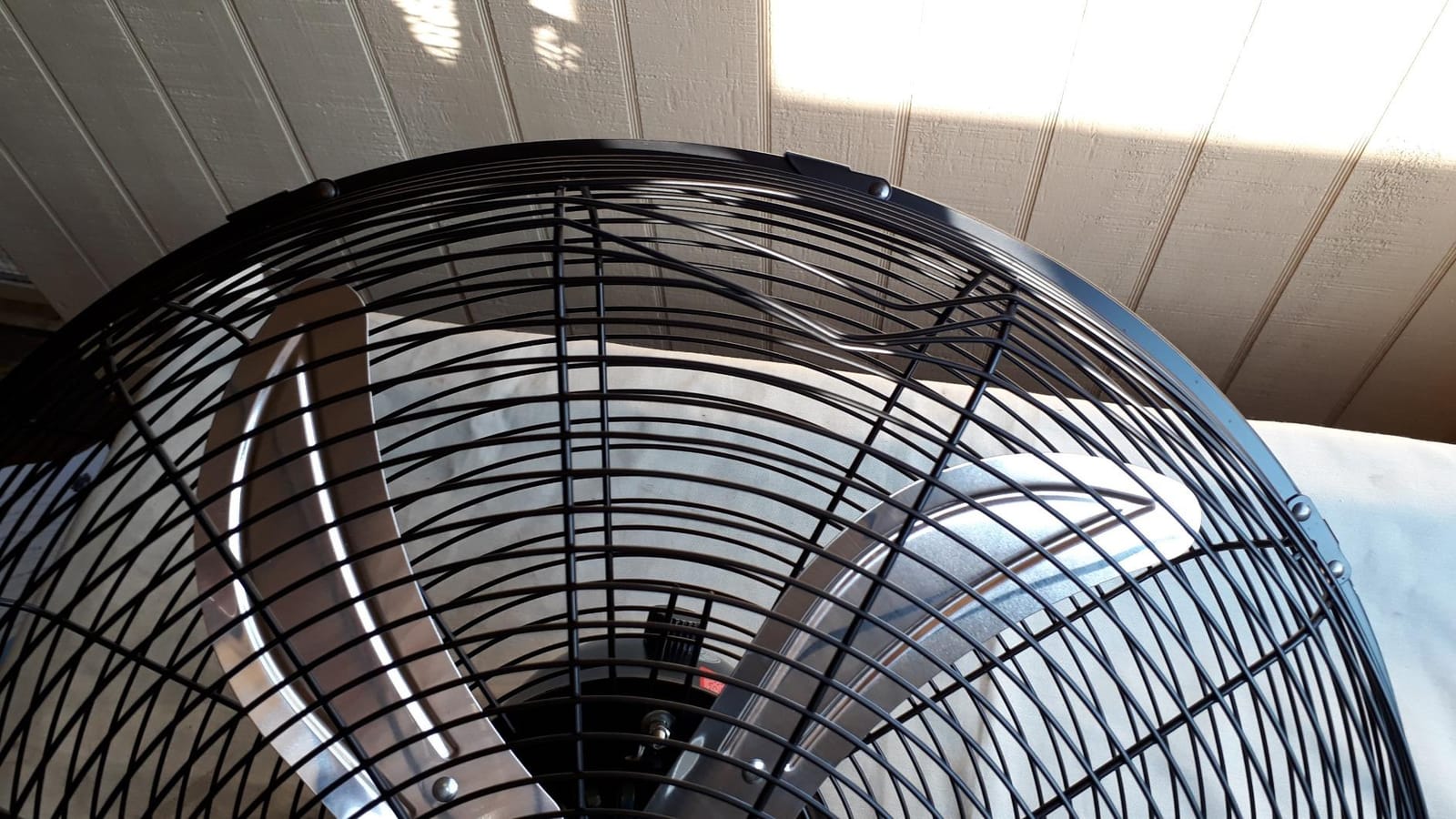 OEMTOOLS 44887 Adjustable 20 Inch Oscillating Pedestal Fan 3,320 CFM customer photo 2