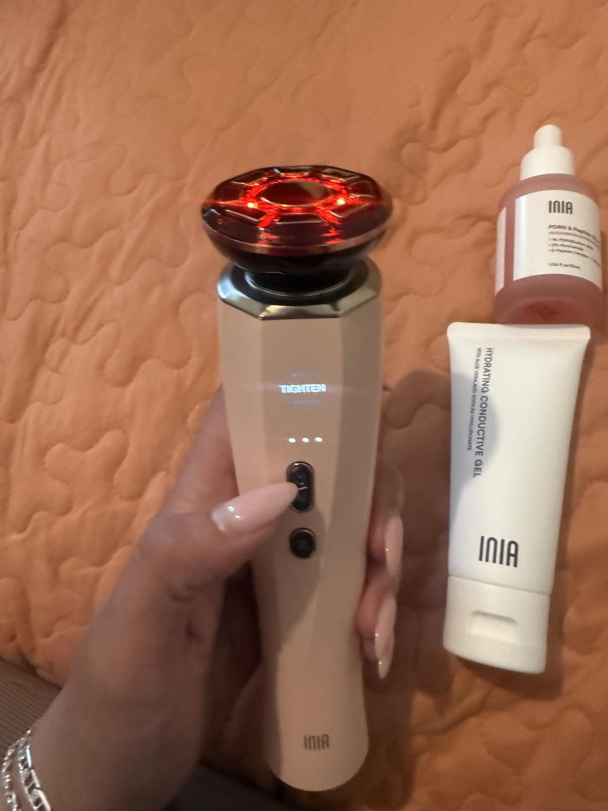 INIA Flare 3-in-1 Microcurrent Facial Device Red Light Therapy for Face | Beauty Device, Face Massager Tool with Heat & Vibration, for Puffiness & Smoothing, for Clear, Radiant, for Daily Skincare customer photo 2