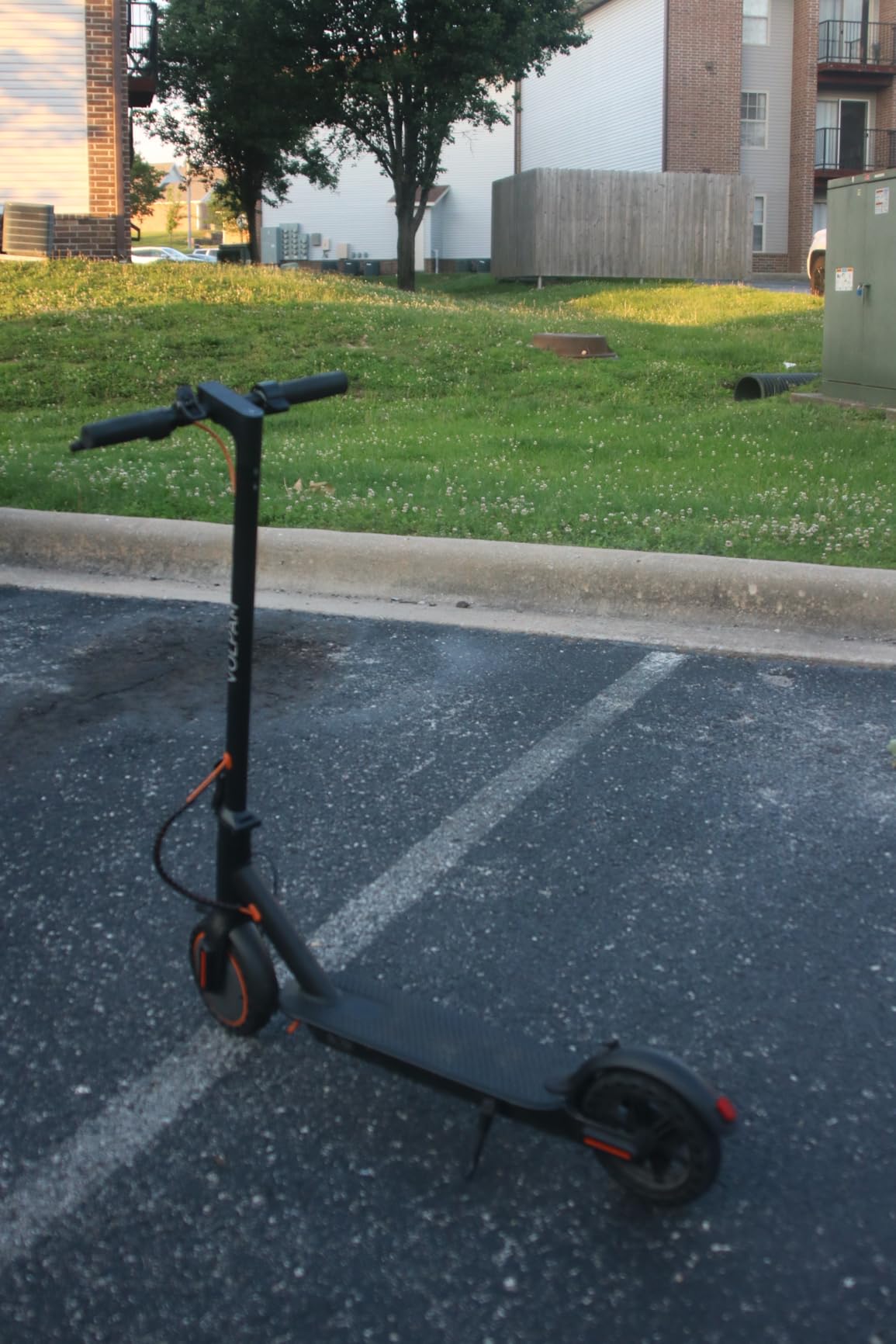 VOLPAM 10 Inches 500W Adult Electric Scooter with Dual Suspensions, Max 25Miles Long Range & 19 MPH Top Speed, Folding E Scooter Choice customer photo 1
