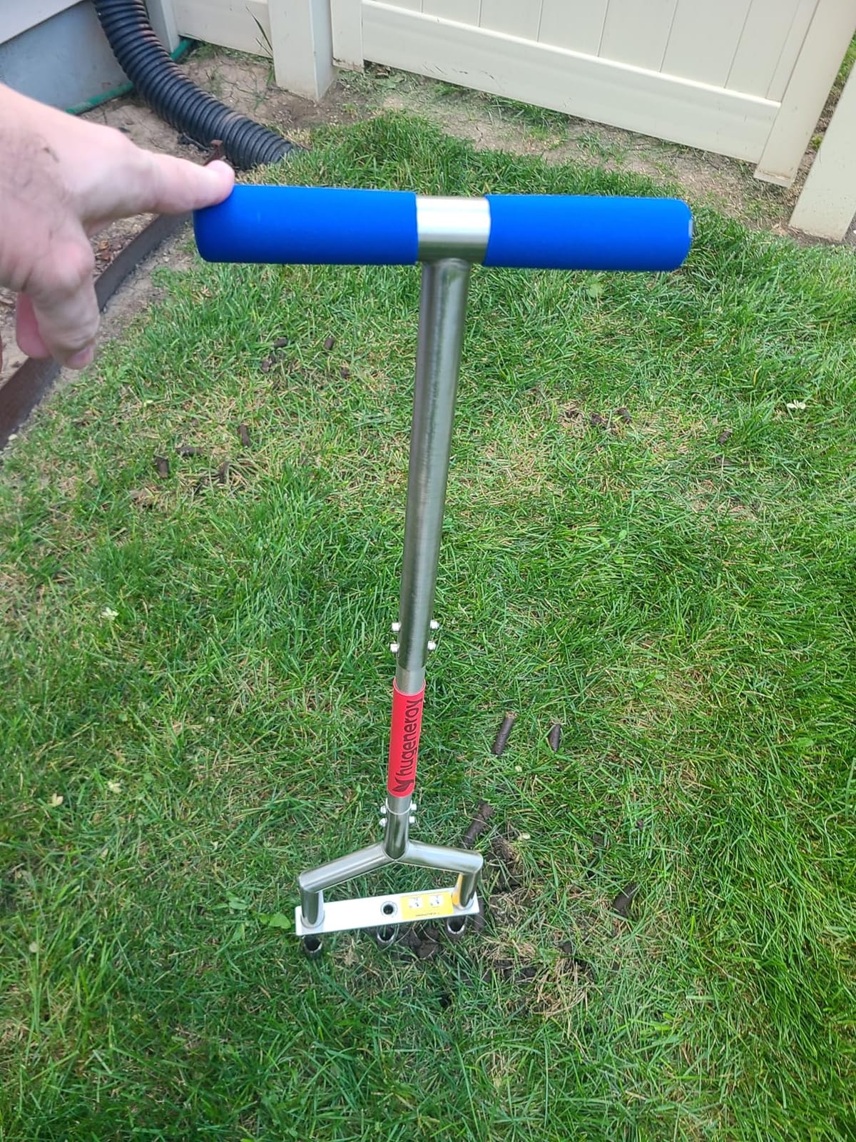 Heavy Duty Steel Hollow Tine Core Aerator for Clay Soil, Non-Clog - Blue customer photo 1