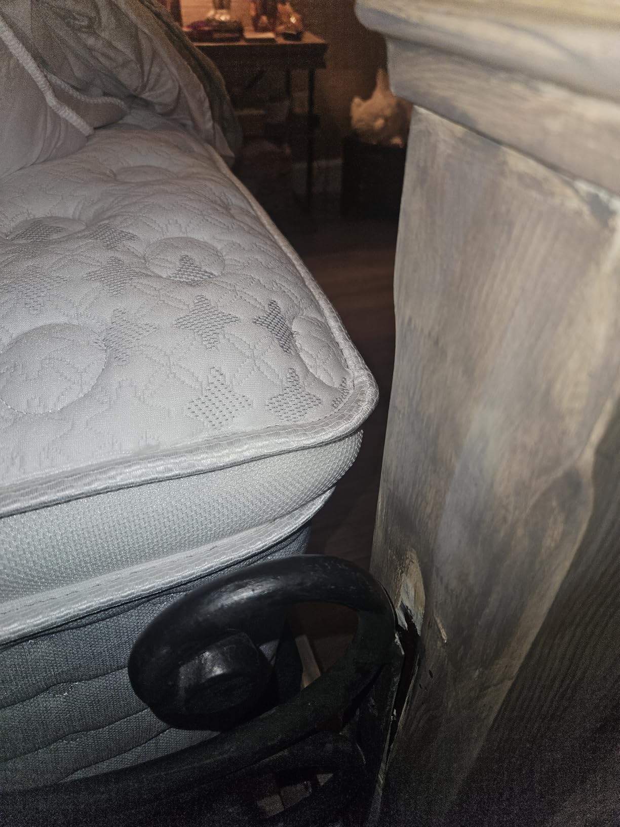 Sleepmax Extra Firm Queen Mattress 12 Inch, Hybrid Mattress Pain Relieving customer photo 2