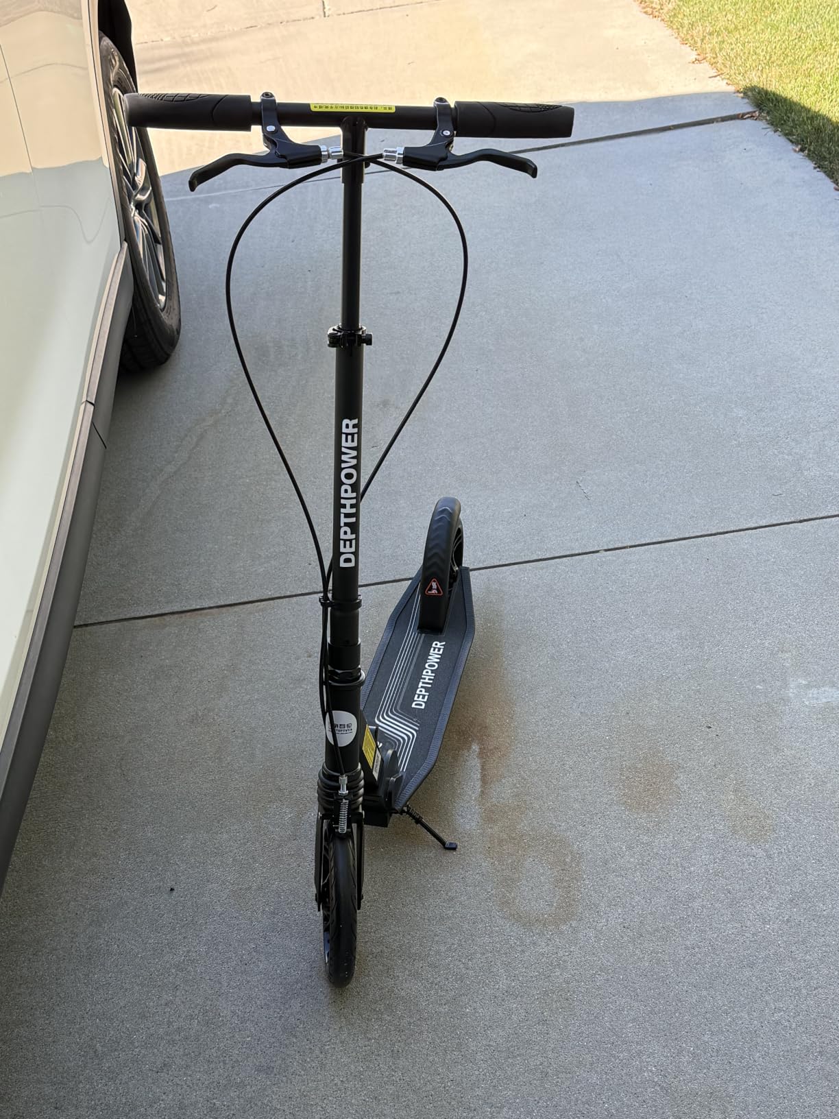 Foldable Kick Scooter for Adults: Folds in 2 Seconds with One Hand | No Tools Needed - 80% Smaller Folded Size - Compact Big Wheel Scooters for Subway Commute Office Storage & Car Trunk - Black customer photo 1