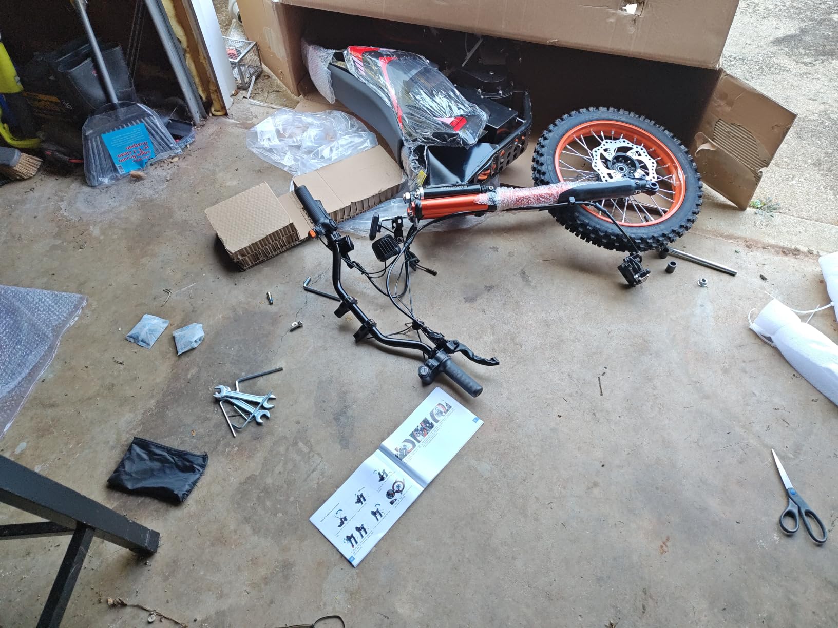 Electric Dirt Bike for Adults, 60V 28.8Ah, 4500W Peak Motor Full Suspension | 50 MPH Top Speed | Up to 60 Miles Range | Removable Battery | Hydraulic Disc Brakes | All-Terrain Tires | UL2272 Certified customer photo 1