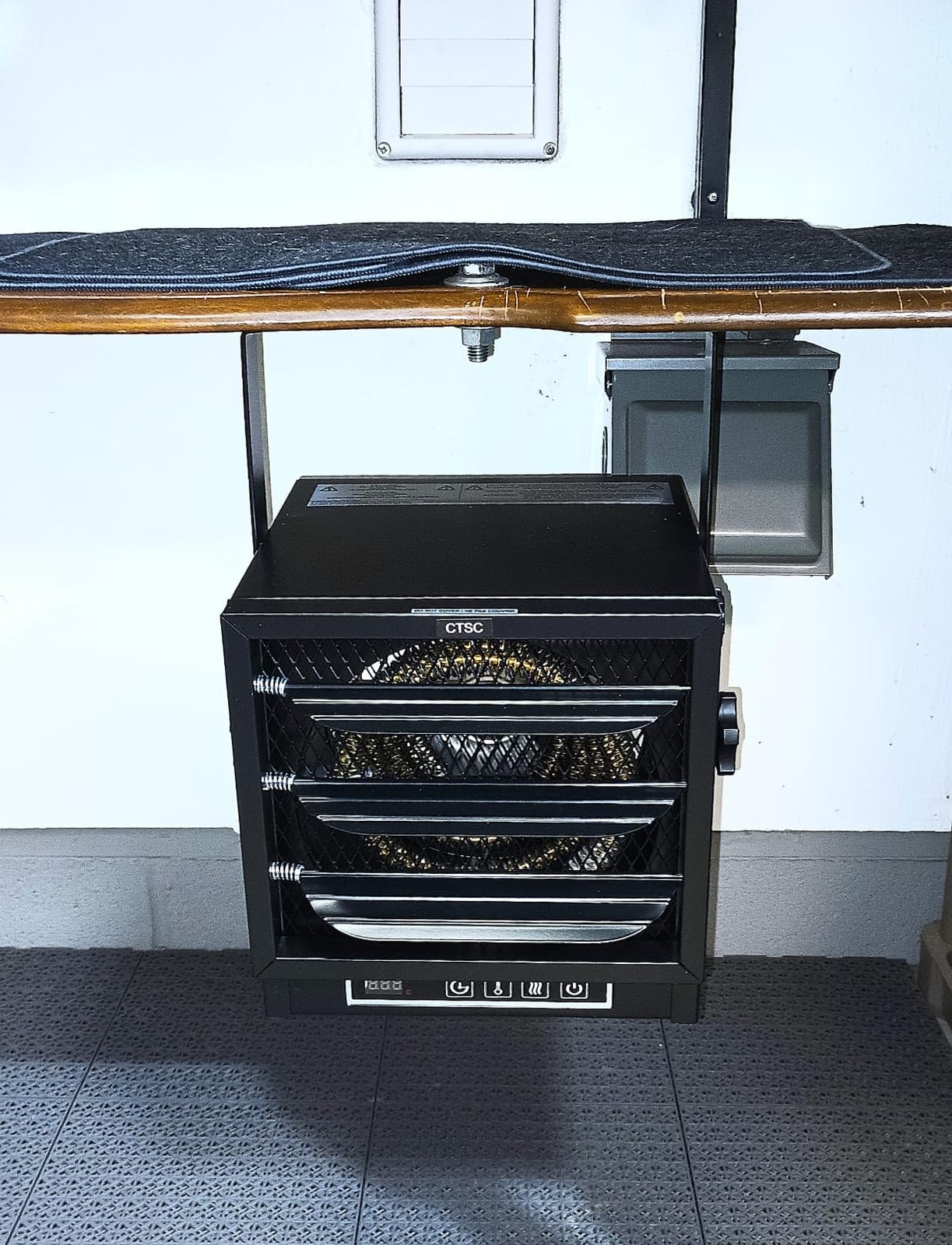 CTSC 5600W Garage Heater Electric, 240V Fan-Forced Ceiling Mount Heater customer photo 1
