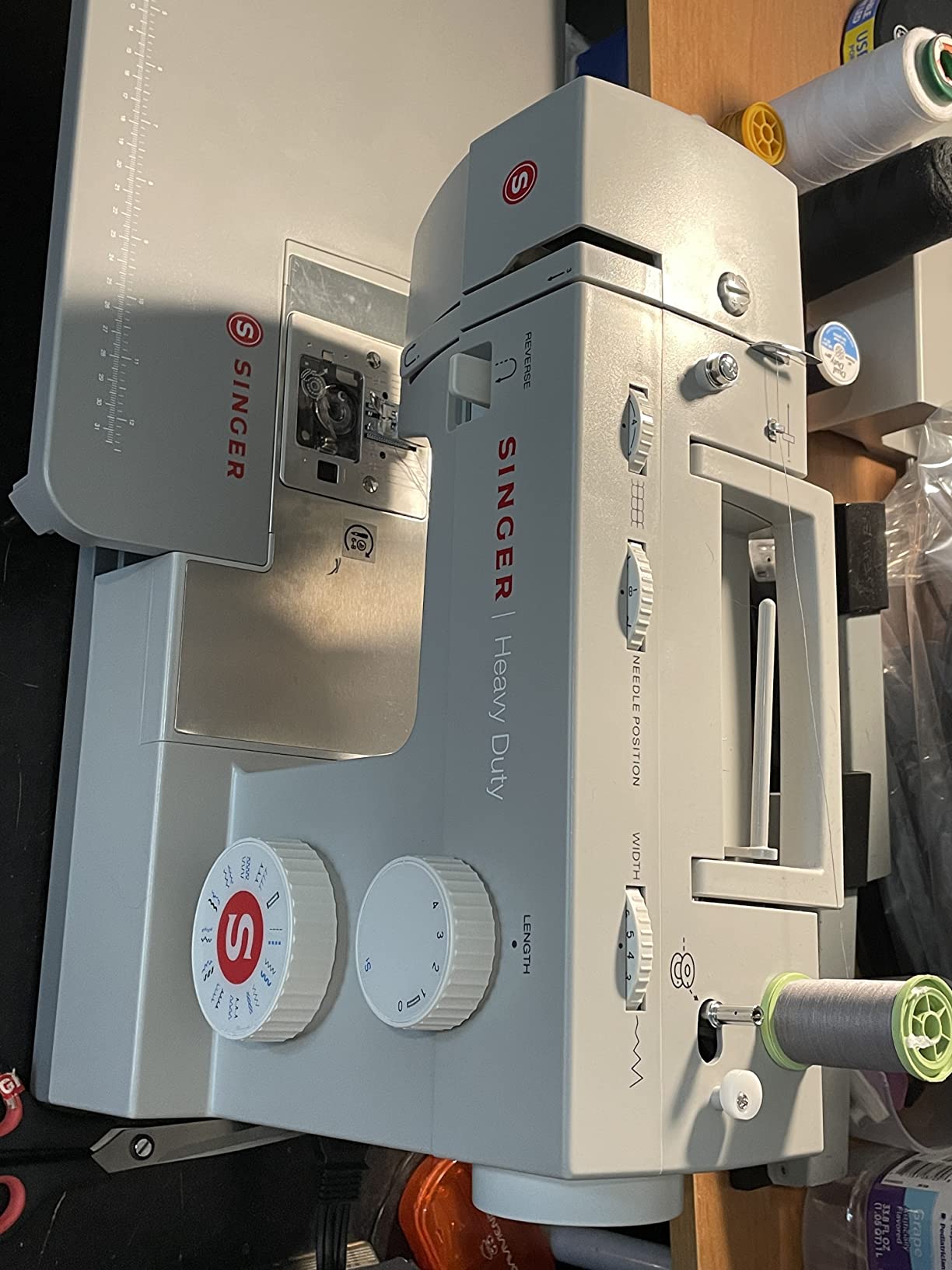 SINGER® Heavy Duty 4552™ Next Evolution Sewing Machine, Bonus Presser Feet customer photo 2