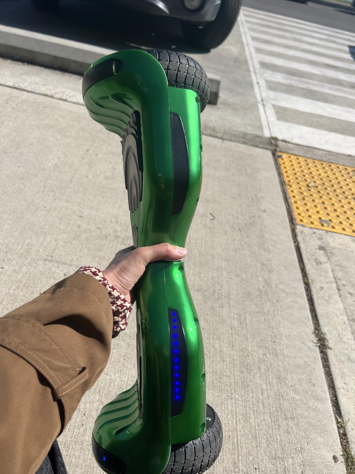 Hoverstar Hoverboard for Kids 7-12, Bluetooth & LED Lights, 2026 Upgraded customer photo 1