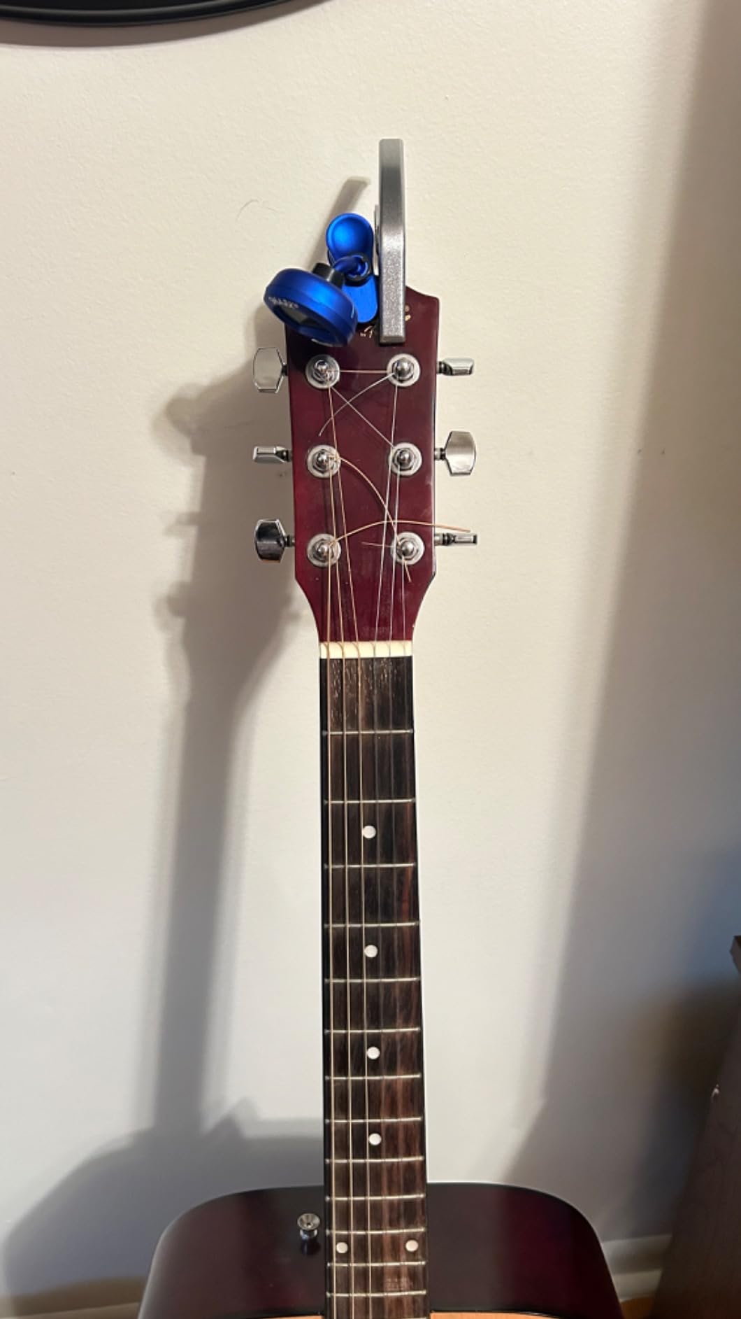 Ernie Ball Earthwood Light 80/20 Bronze Acoustic Guitar Strings, 11-52 Gauge (P02004) customer photo 1