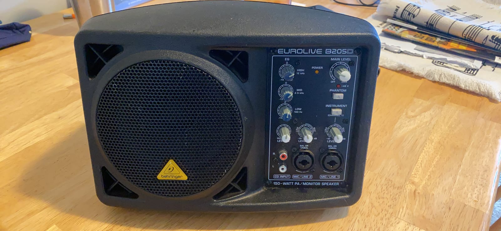 Behringer Eurolive B205D Active 150-Watt PA/Monitor Speaker System customer photo 2