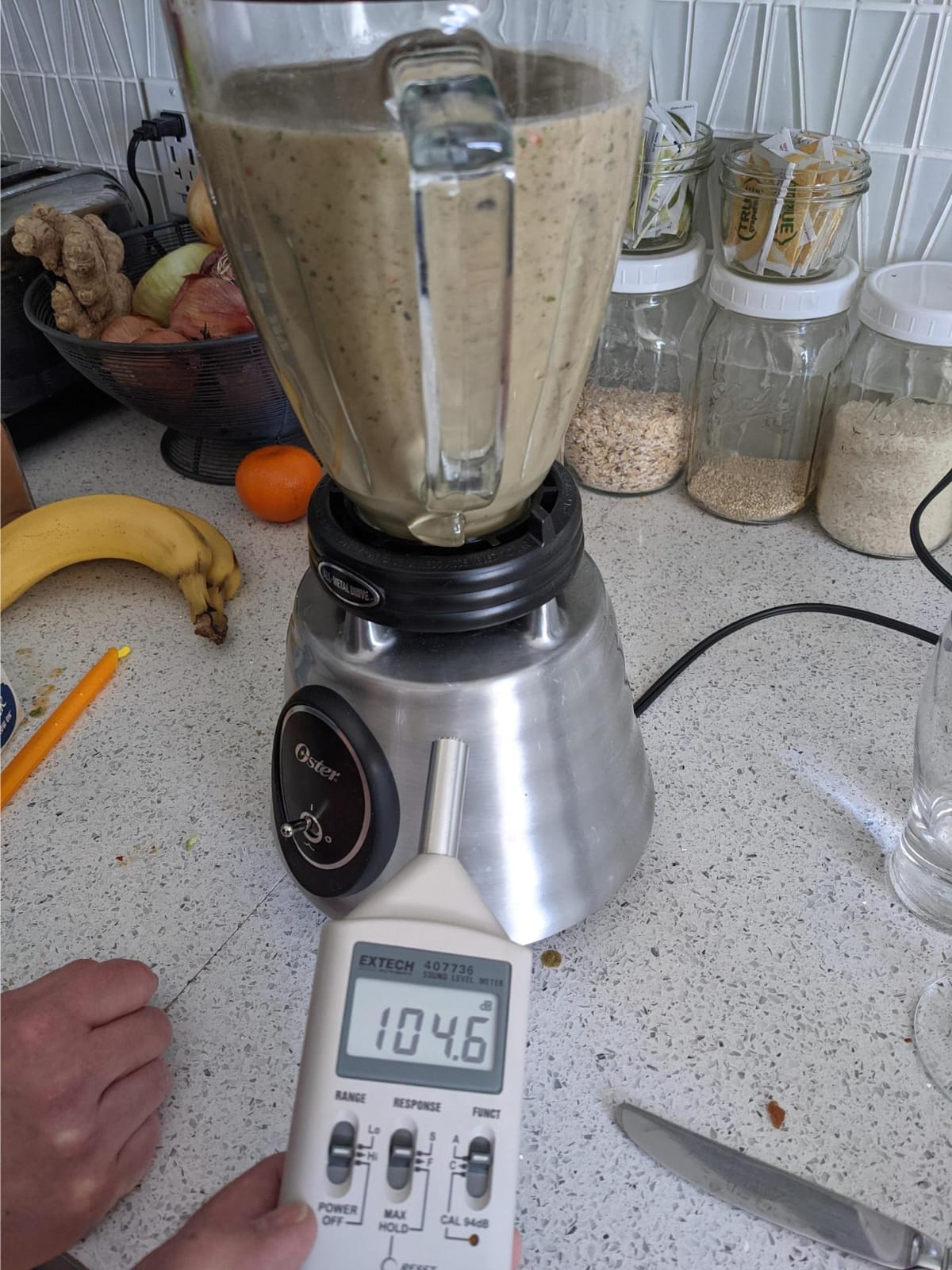 Oster Classic Series Heritage Blender with 6-Cup Glass Jar, 1000 Peak Watts, 600 Rated Watts, Stainless Steel Countertop Blender customer photo 2
