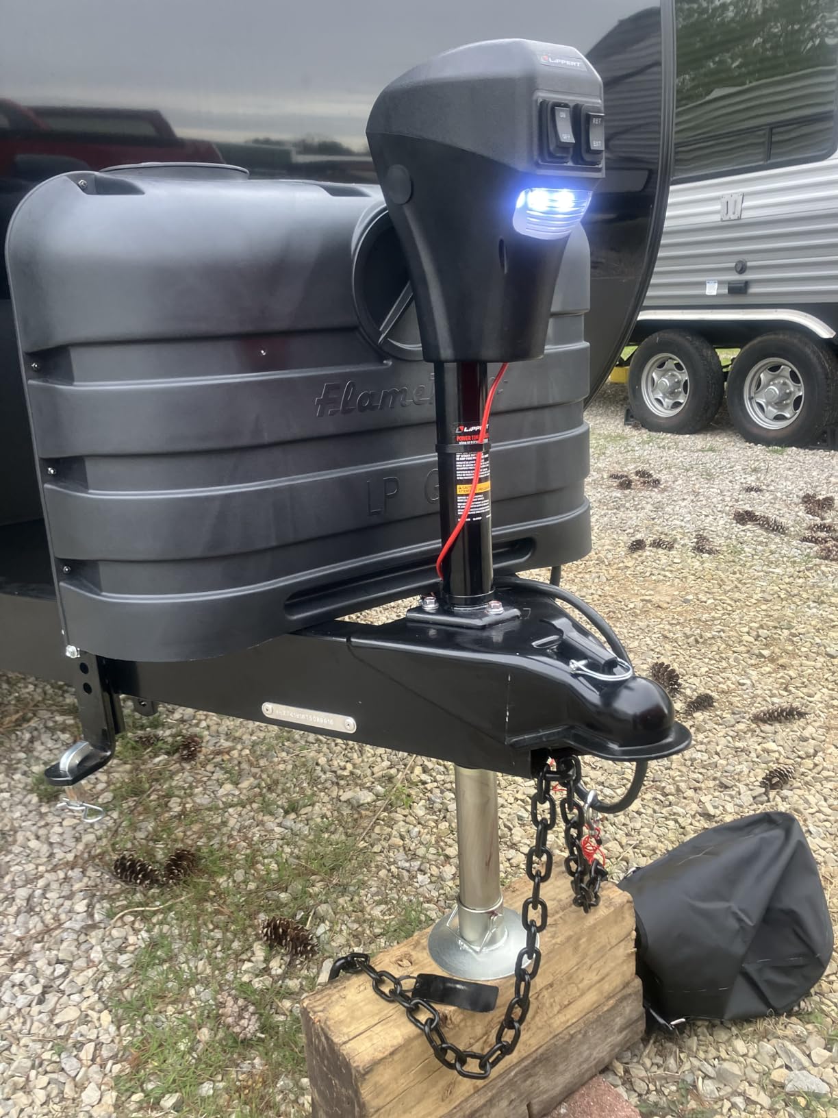 Lippert 3,500 lb Electric Trailer Tongue Jack, RV Power Jack, Black 285318 customer photo 1