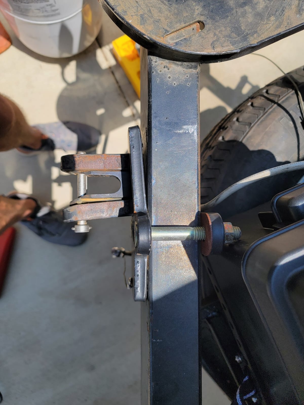 Camco Eaz-Lift ReCurve R3 RV Weight Distribution Hitch Kit, 1000 lb, 48752 customer photo 2