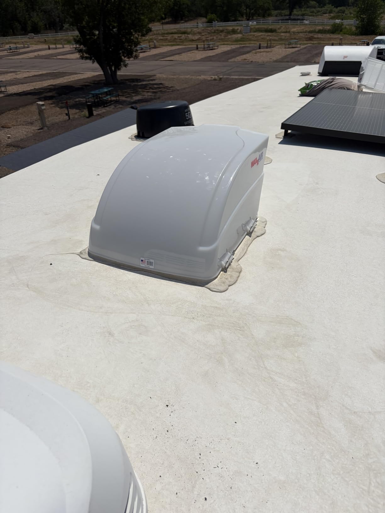 MAXXAIR FANMATE 00-955001 RV Fan and Vent Cover, White customer photo 2