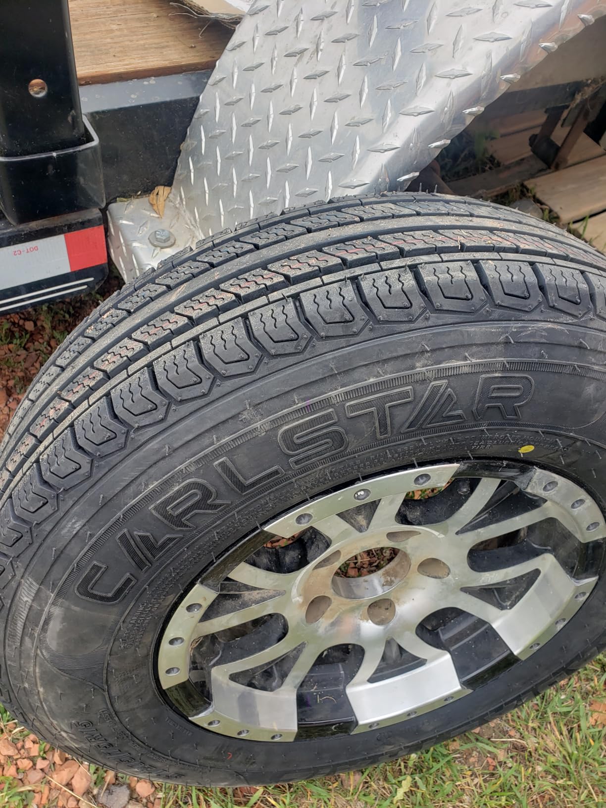 Carlisle Radial Trail HD Trailer Tire-ST205/75R15 107M 8-ply customer photo 1