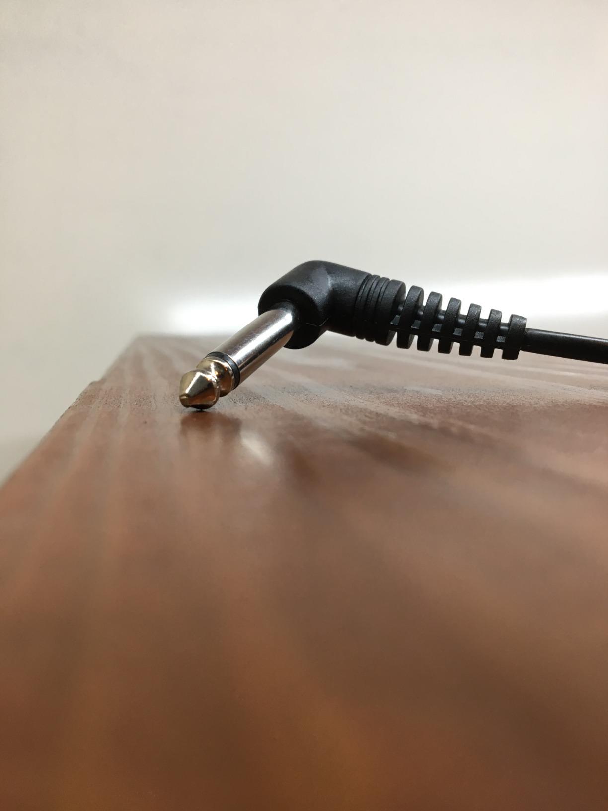 Donner DSP-001 Sustain Pedal for Keyboard, Universal Piano Pedal with Polarity Switch for Digital Piano/Piano Keyboard/MIDI KeyboardSynthesizer, 1/4'' (6.35mm) Input Plug, 63'' (1.6m) Cable customer photo 1