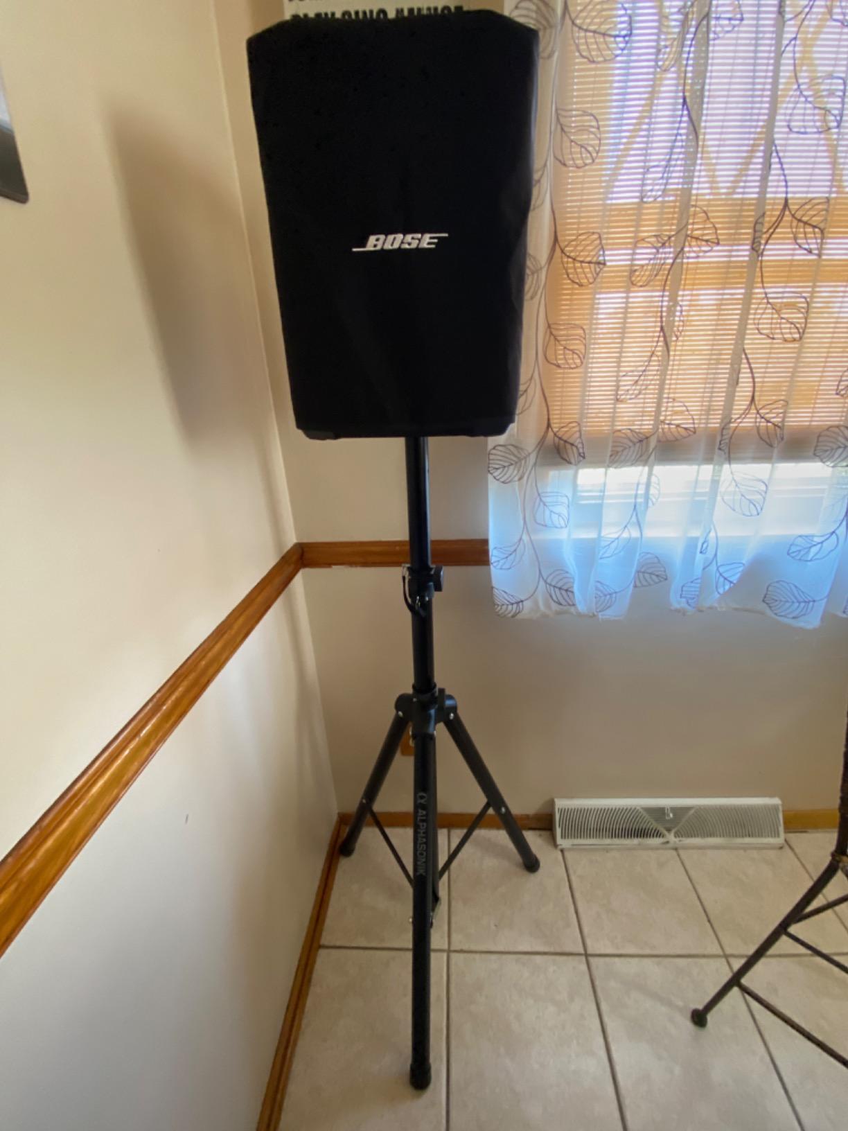 Alphasonik PRO Universal Adjustable Height DJ PA Speaker Tripod Stand Constructed with Heavy Duty Durable Steel Tubing for Strength Security and Light Weight for Easy Mobility Safety PIN, Screw Locks customer photo 1