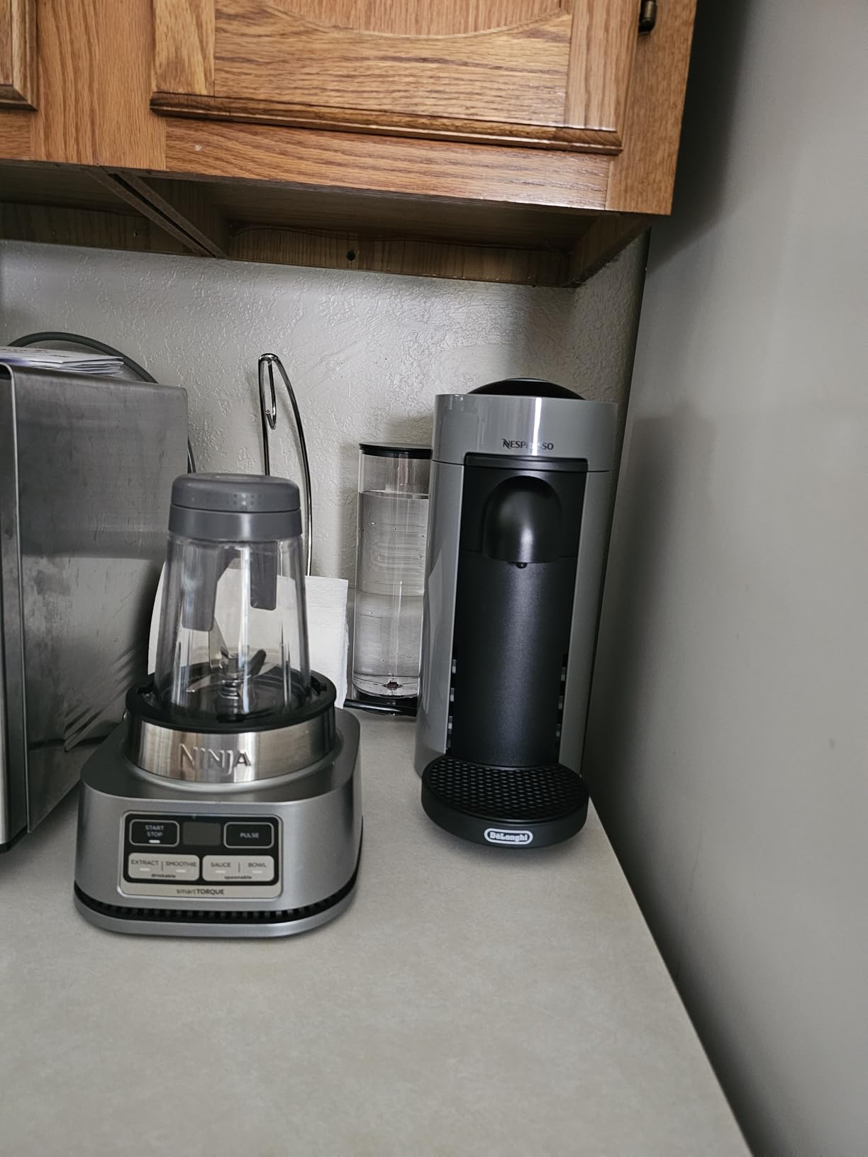 Nespresso Vertuo Plus Coffee & Espresso Maker by De'Longhi, Grey customer photo 2