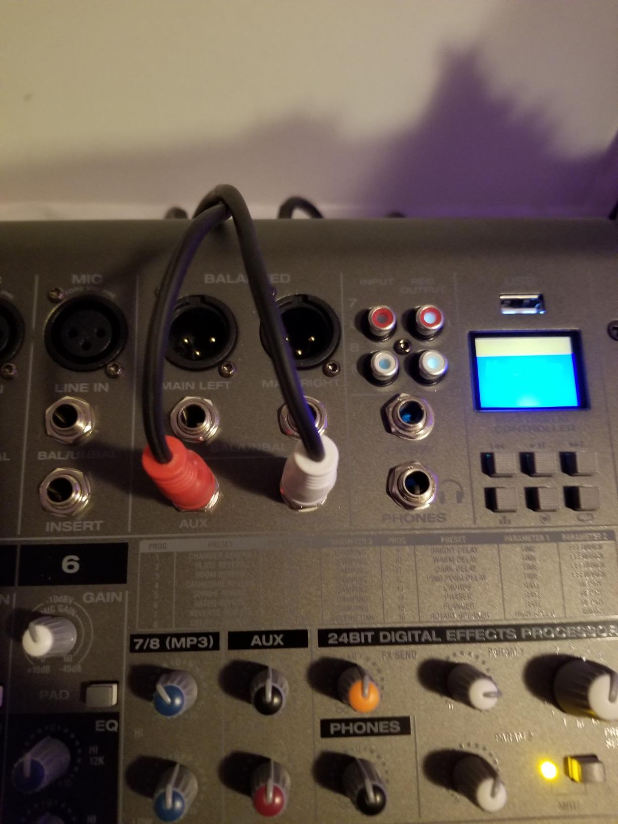 Rockville RPM870 8-Channel 6000W Powered Mixer with USB Bluetooth FX customer photo 1