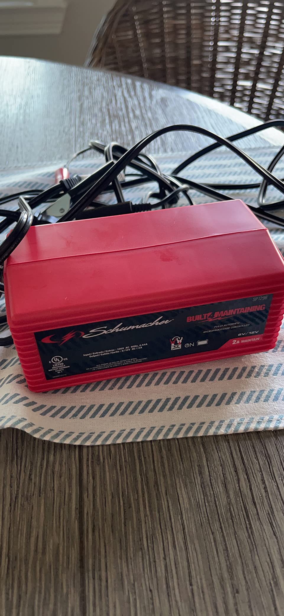 Schumacher Electric 2A Car Battery Charger & Maintainer, 6V/12V – SP1296 customer photo 2