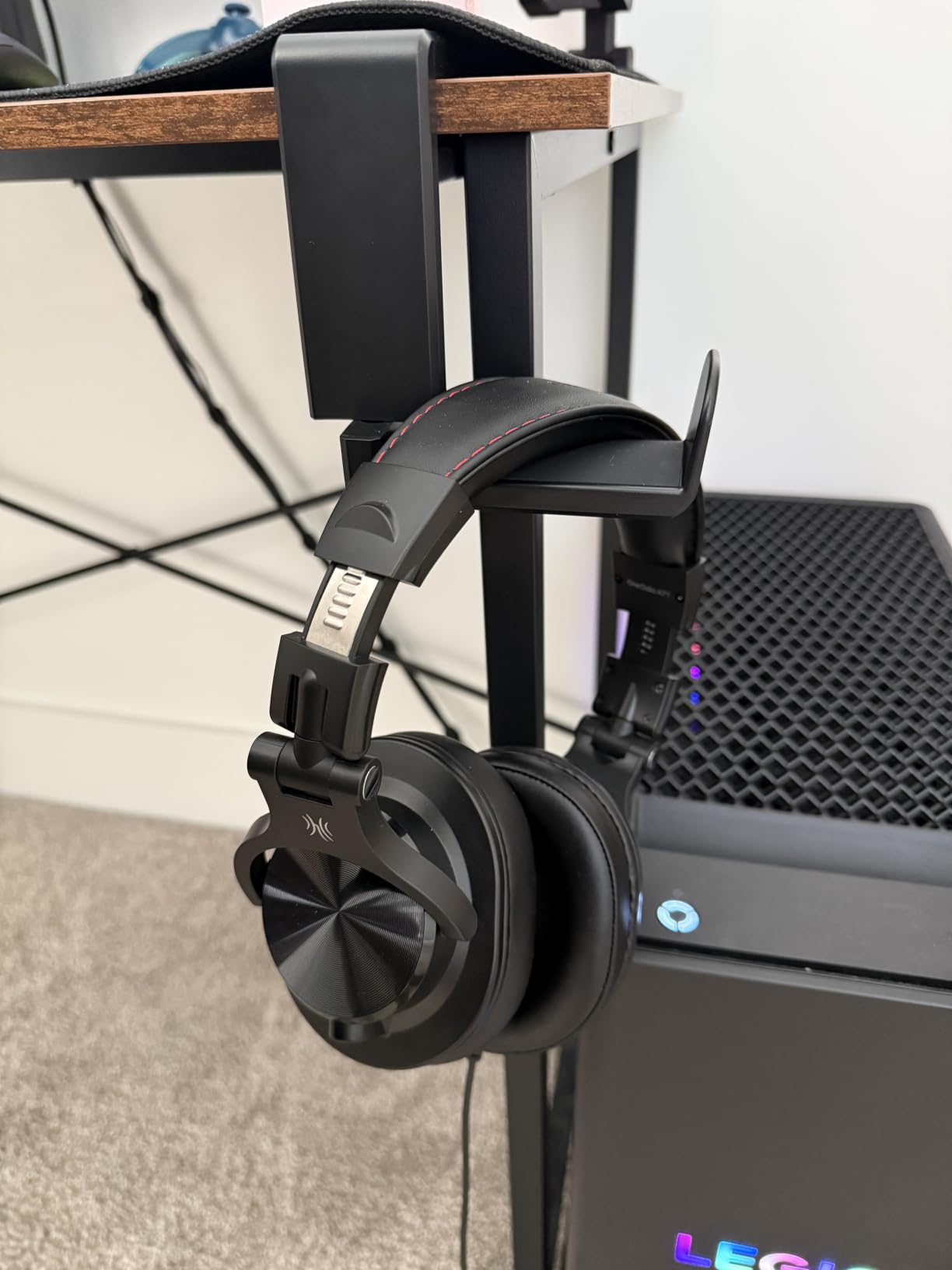 EURPMASK Rotating Headphone Stand,Adjustable Clamp-on Headset Holder Hanger customer photo 1