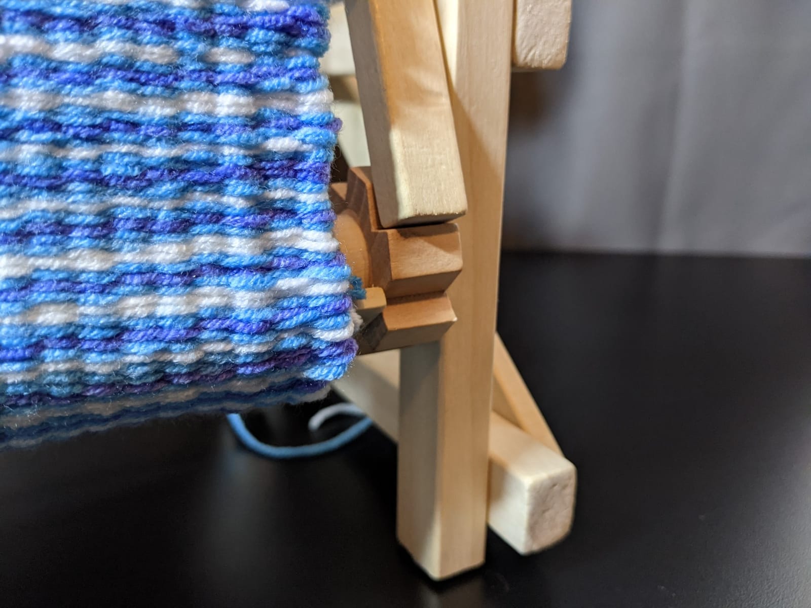 LAVIEVERT Wooden Multi-Craft Weaving Loom DIY Hand-Knitting Weaving Machine Intellectual Toys for Kids customer photo 2