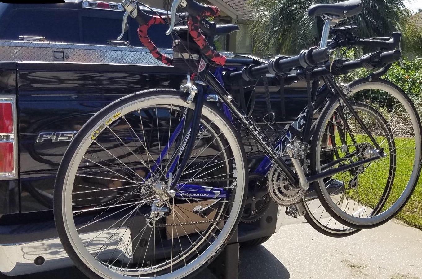 Thule Range Hanging Bike Rack, Carry 4 Bikes, Integrated Locks Included customer photo 1