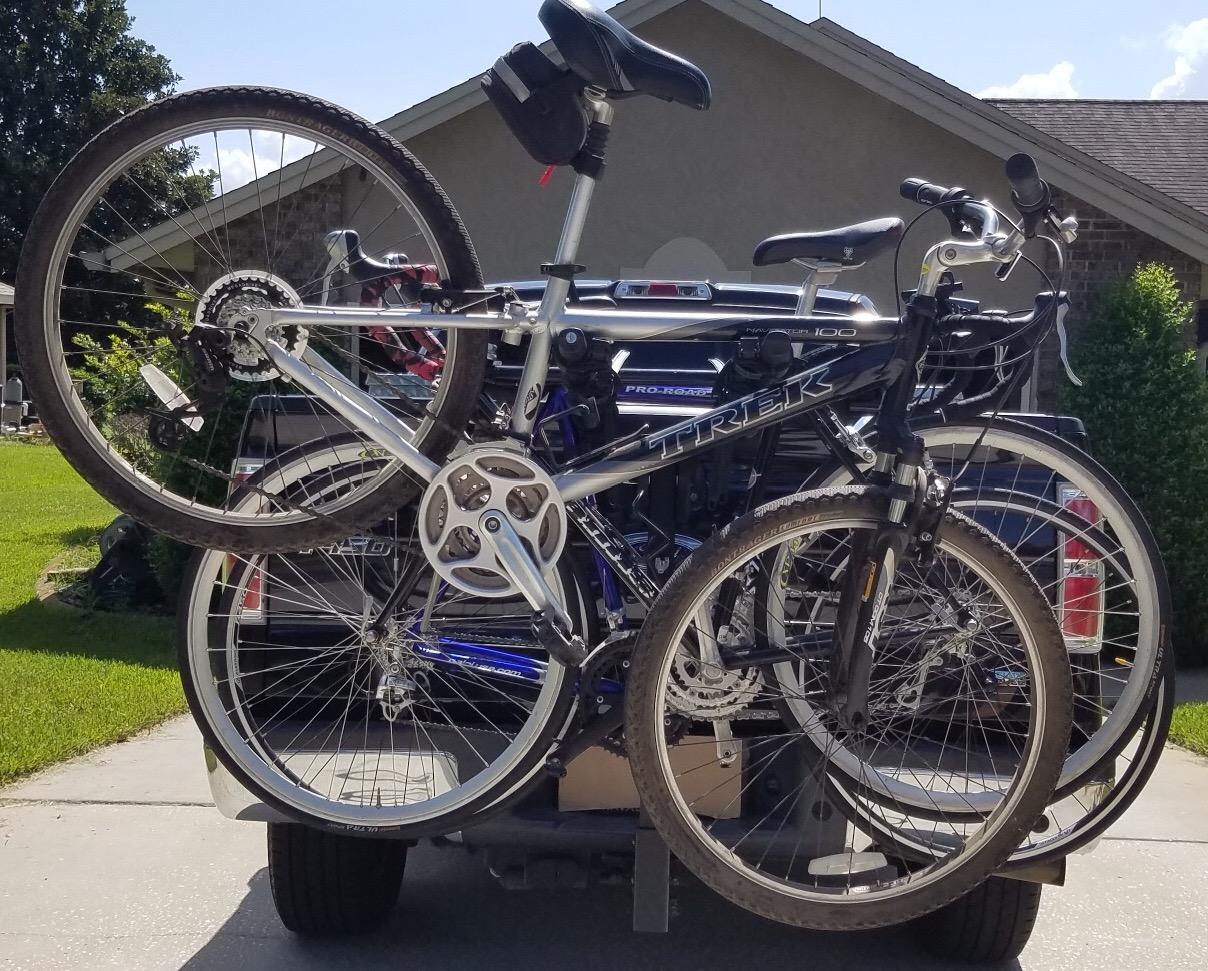 Thule Range Hanging Bike Rack, Carry 4 Bikes, Integrated Locks Included customer photo 2