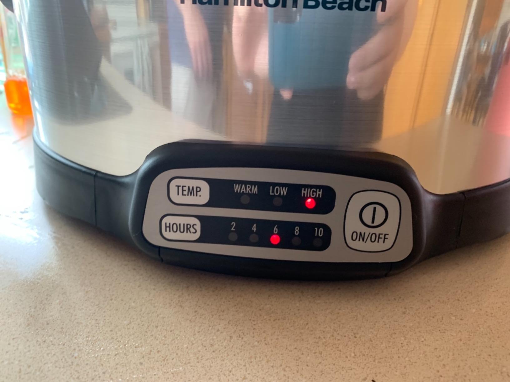 Hamilton Beach 33662 Programmable Slow Cooker with 6 Quart Stovetop-Safe Sear & Cook Crock, Silver customer photo 2