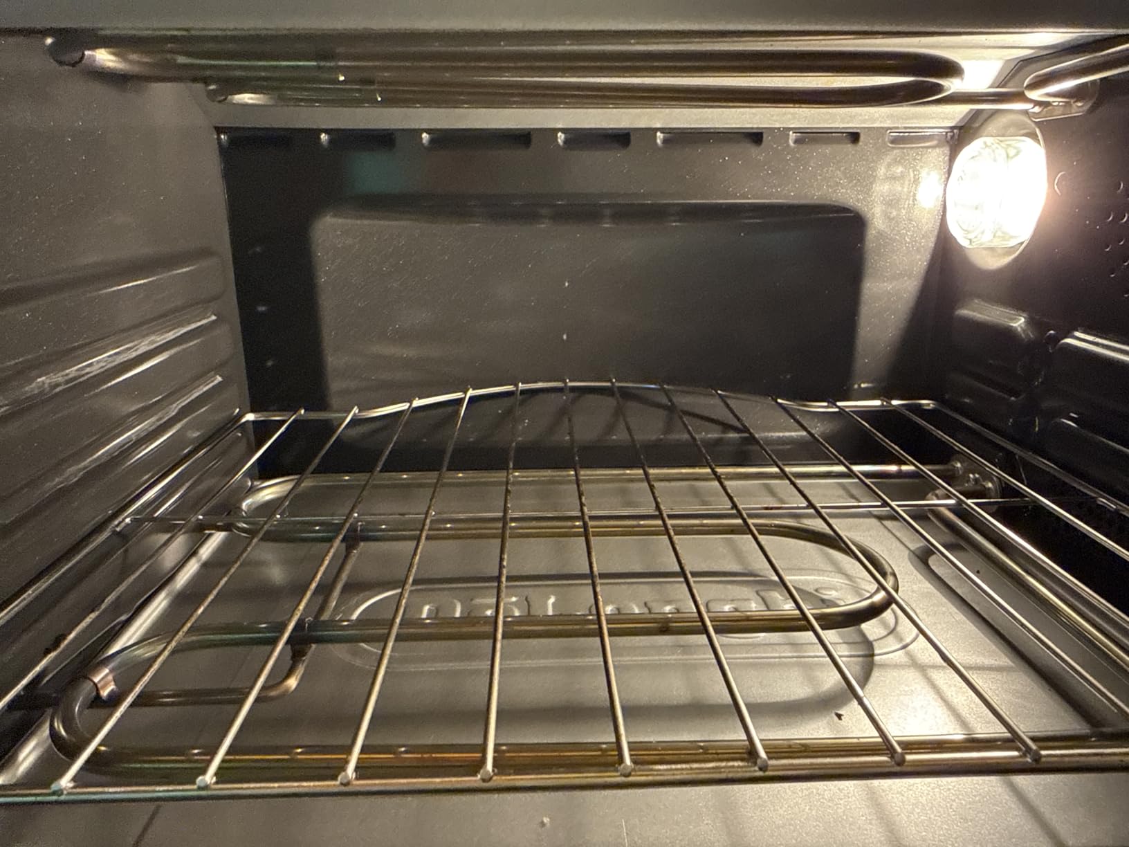 De'Longhi Digital Air Fry Convection Toaster Oven 14L Stainless Steel, Air Fry Oven, 9-in-1, Grills, Broils, Bakes, Roasts, Reheats, Keep Warm, Non-Stick, Scratch-Resistant Interior, 1800-Watts customer photo 1