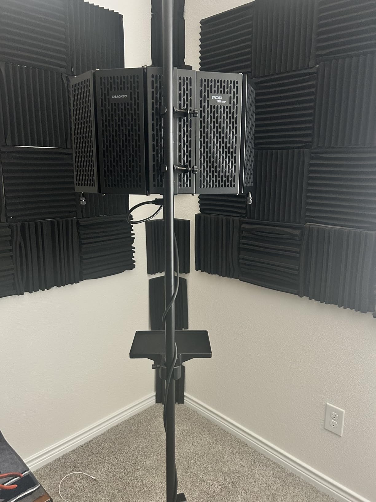 Aokeo Studio Recording Microphone Isolation Shield with Pop Filter & Tripod Stand,High Density Absorbent Foam to Filter Vocal,Foldable Sound Shield for Blue Yeti and Condenser Microphones customer photo 2