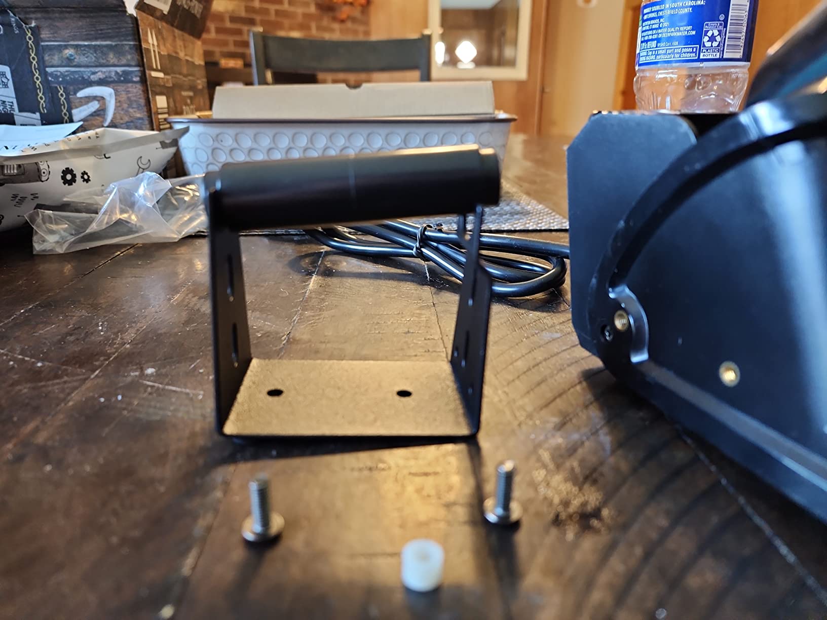 YIHUA 926 III 60W LED Display Soldering Iron Station Kit w 2 Helping Hands, 6 Extra Iron Tips, Roll of Lead-Free Solder, Solder Sucker, S/S Tweezers, °C/ºF Conversion, Auto Sleep & Calibration Support customer photo 1