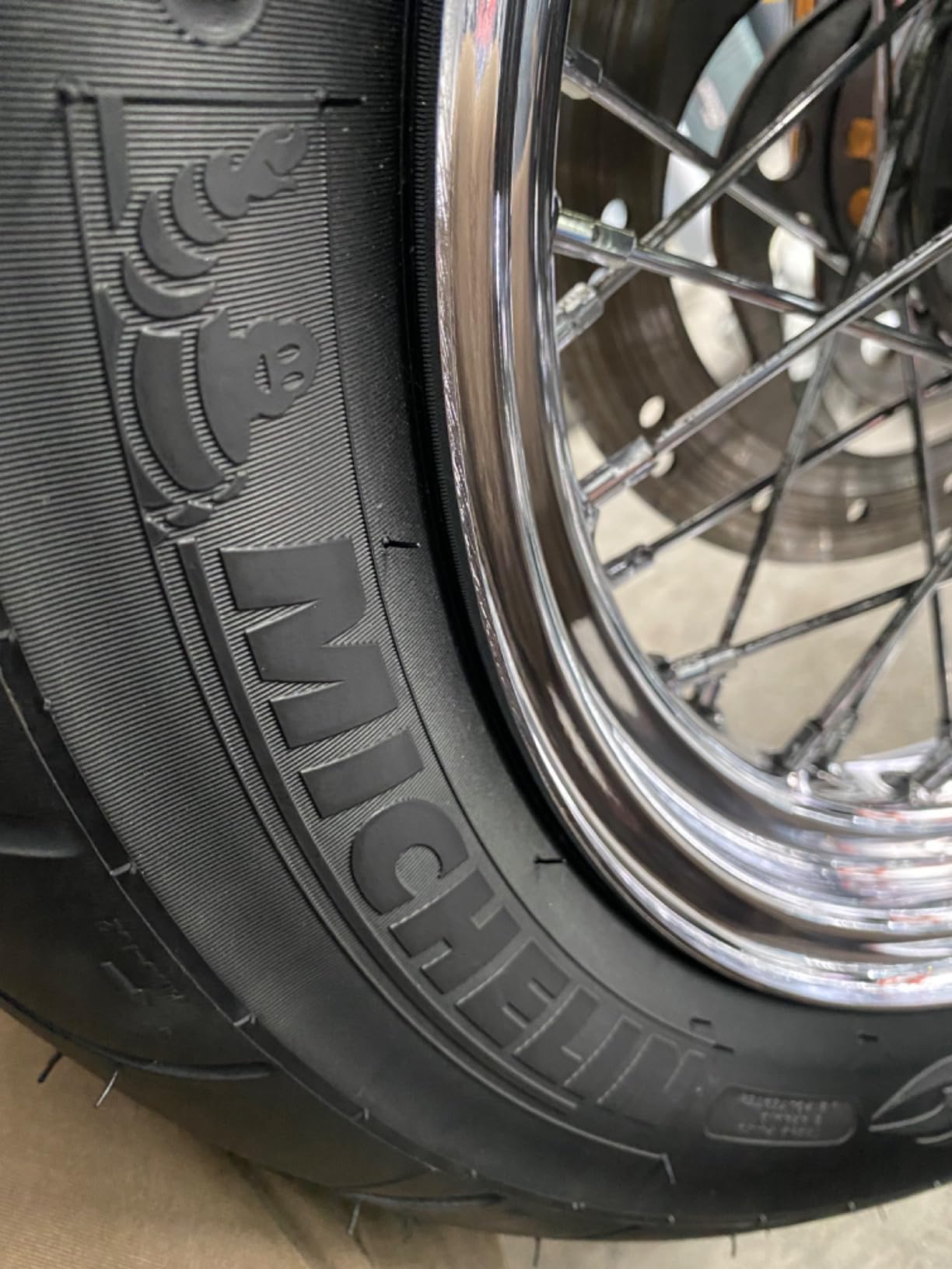 MICHELIN Commander III Touring Front Tire - 130/70B-18 (62H) customer photo 2