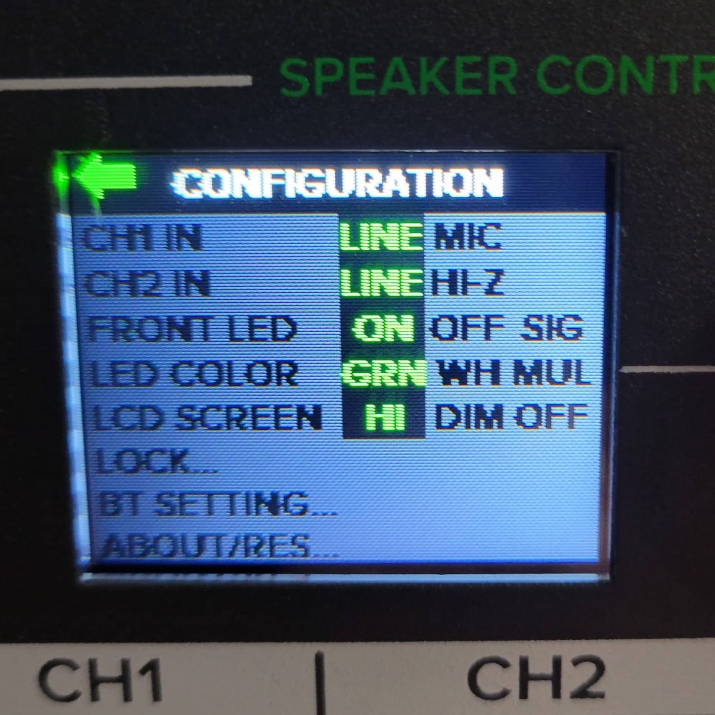 Mackie SRM210 V-Class 2000W 10 inch Powered Speaker customer photo 1
